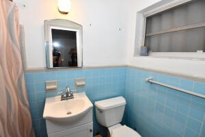 BOULEVARD ESTATES AMEN - Residential Lease