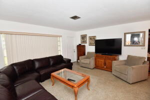 BOULEVARD ESTATES AMEN - Residential Lease