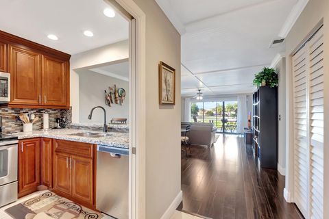 2916 SW 22nd Circle 202b Delray Beach FL 33445