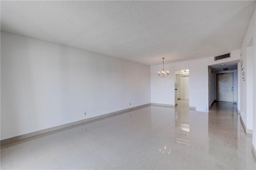 BRIARWOOD CLUB CONDO - Residential