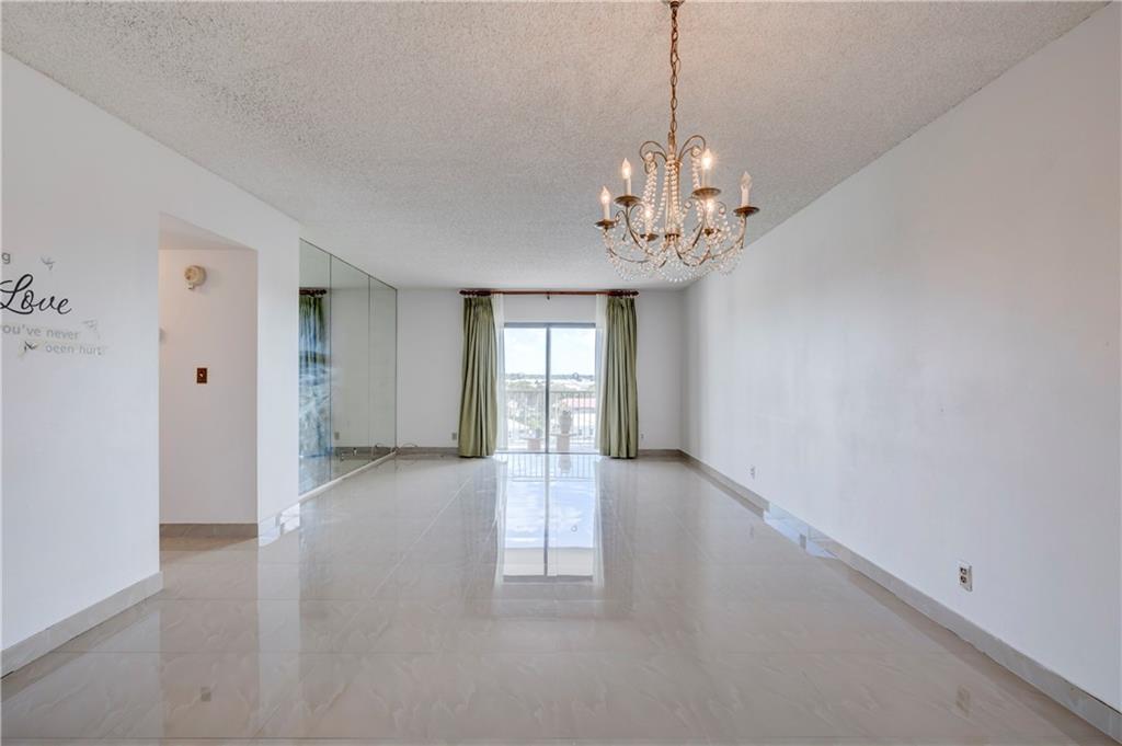 BRIARWOOD CLUB CONDO - Residential
