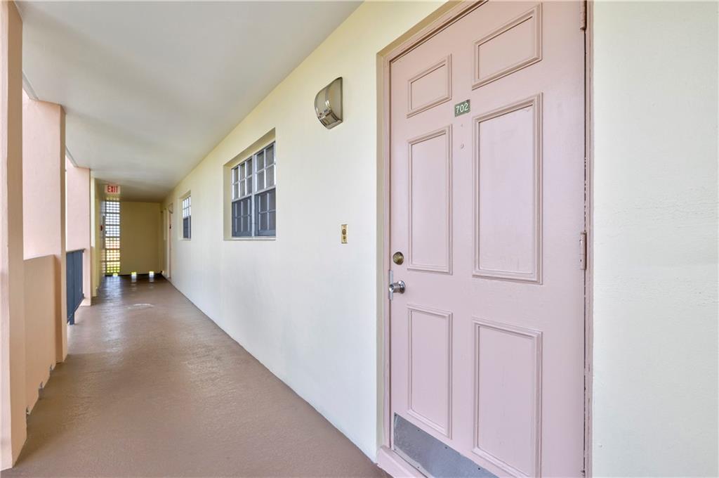 BRIARWOOD CLUB CONDO - Residential