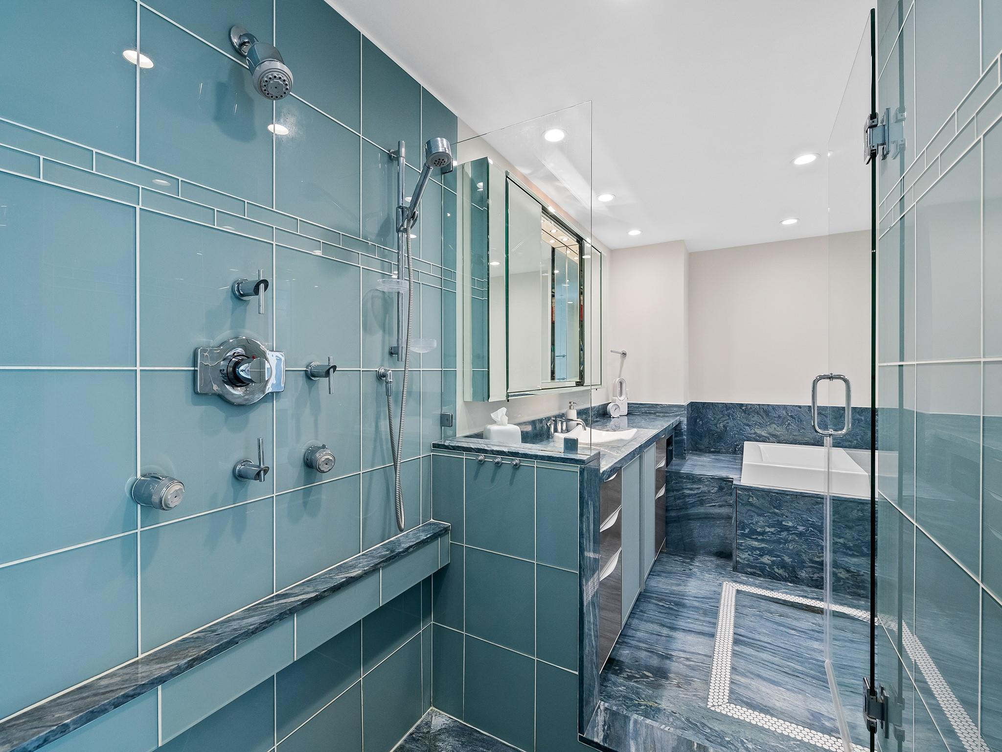 AQUAZUL CONDO - Residential