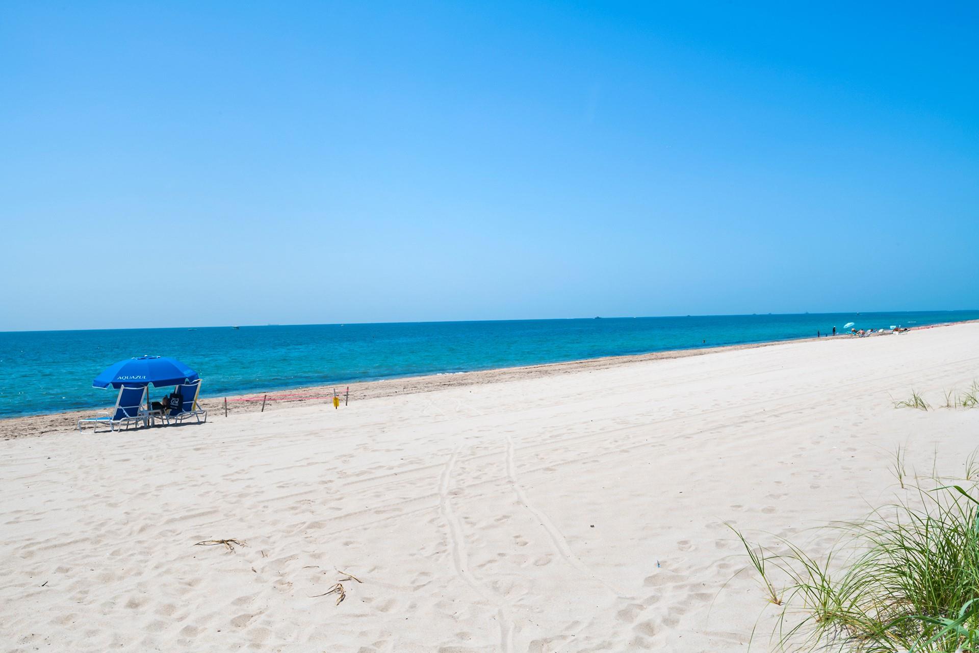 AQUAZUL CONDO - Residential