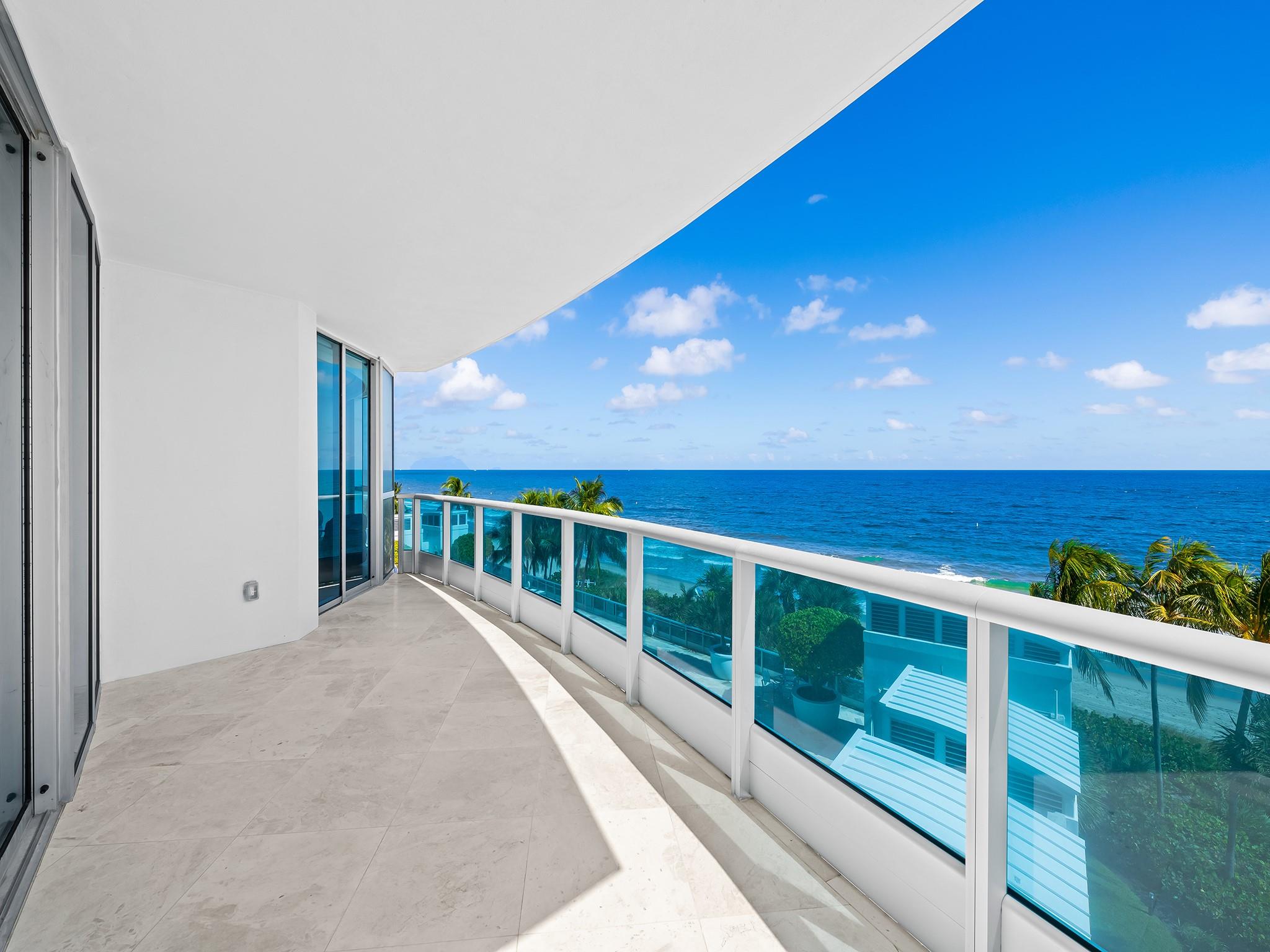 AQUAZUL CONDO - Residential