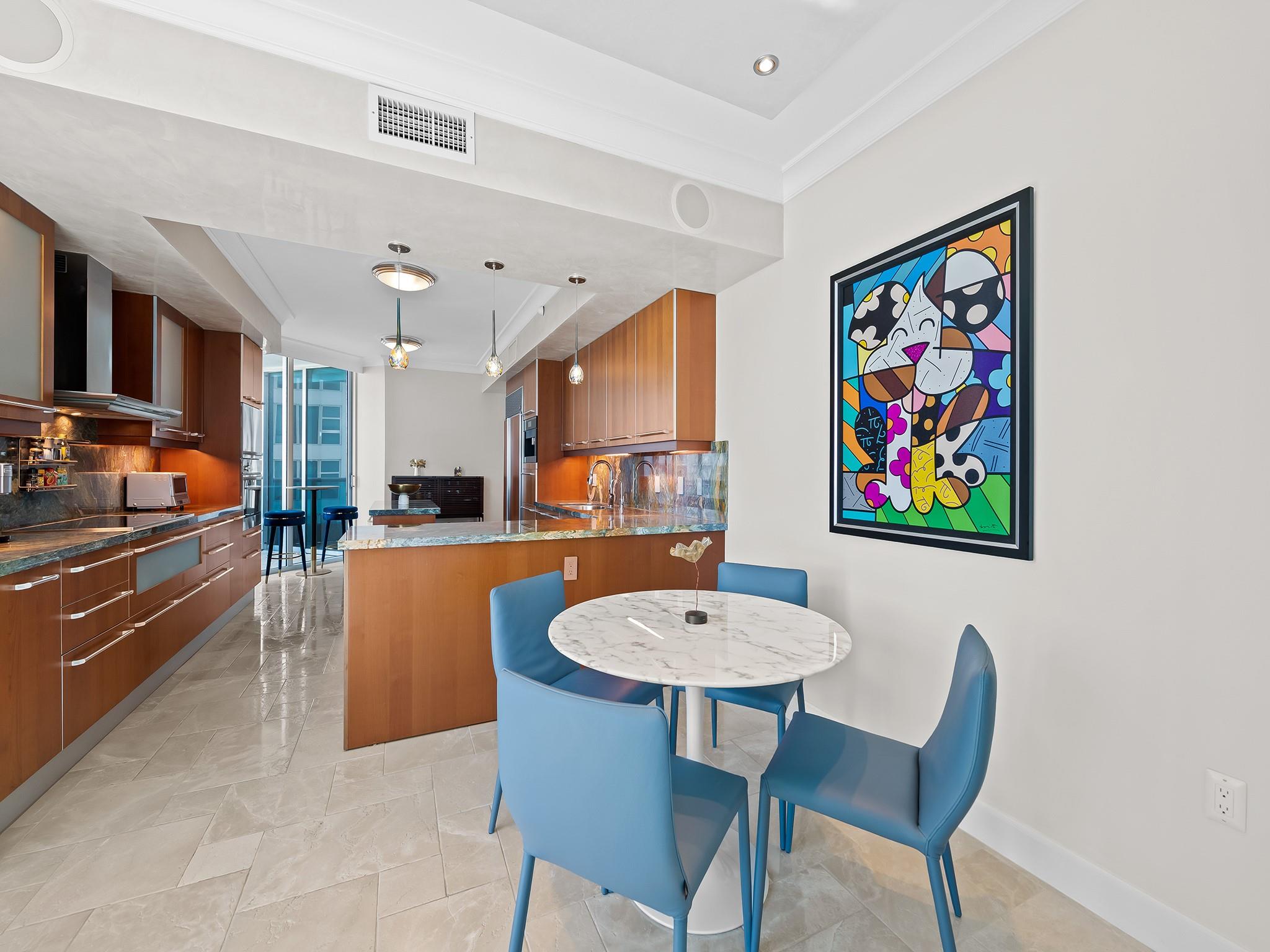 AQUAZUL CONDO - Residential