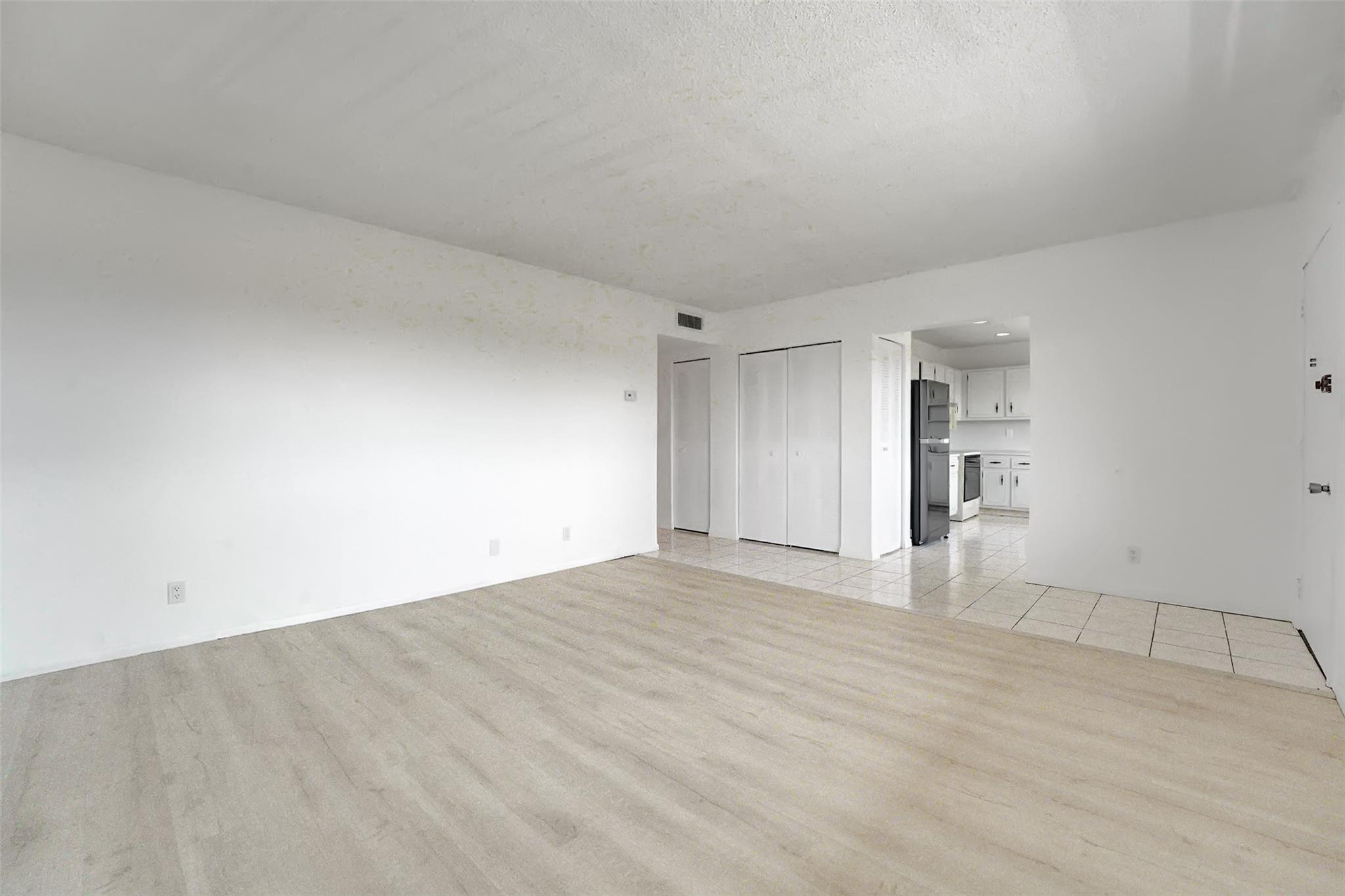 6289 Lear Dr 403