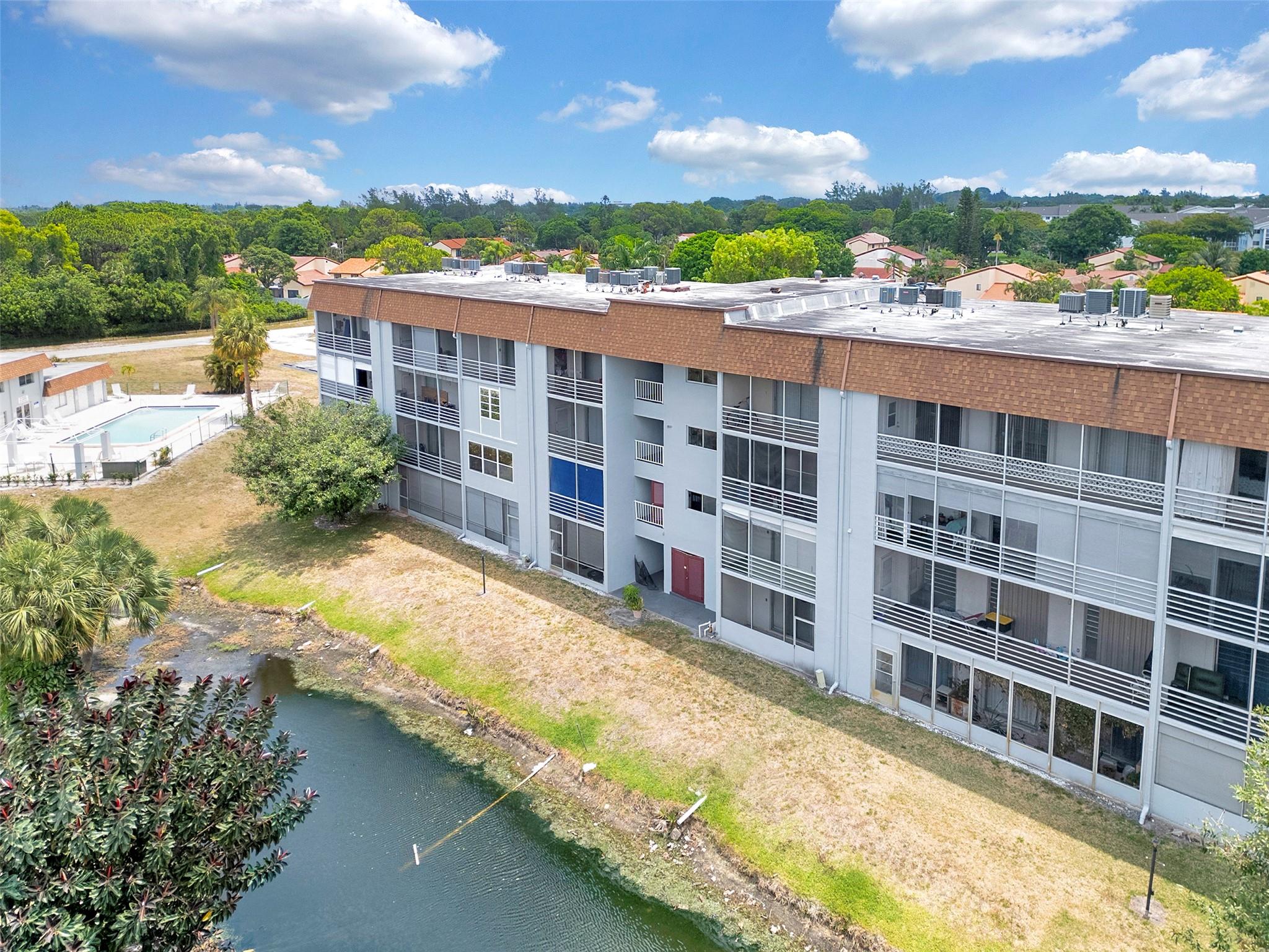6289 Lear Dr 403