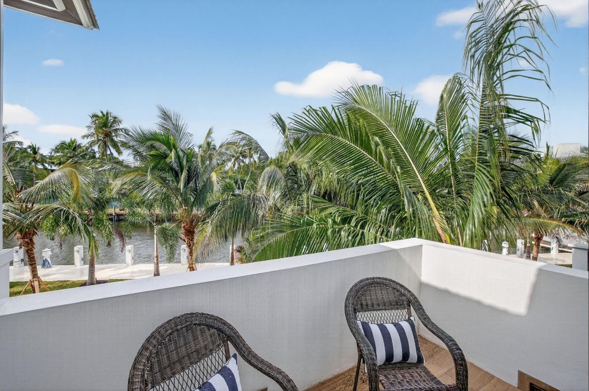 Venice 6-4 B - Residential