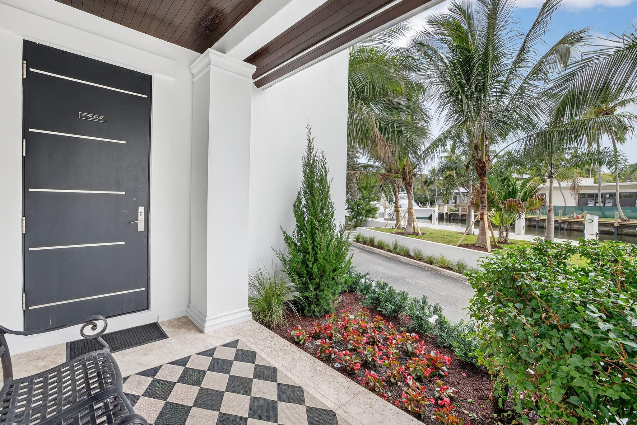 Venice 6-4 B - Residential