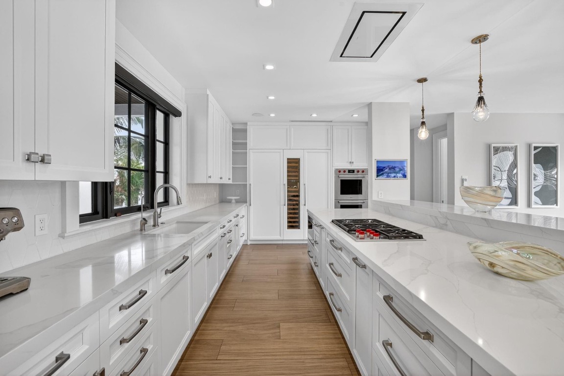 Venice 6-4 B - Residential