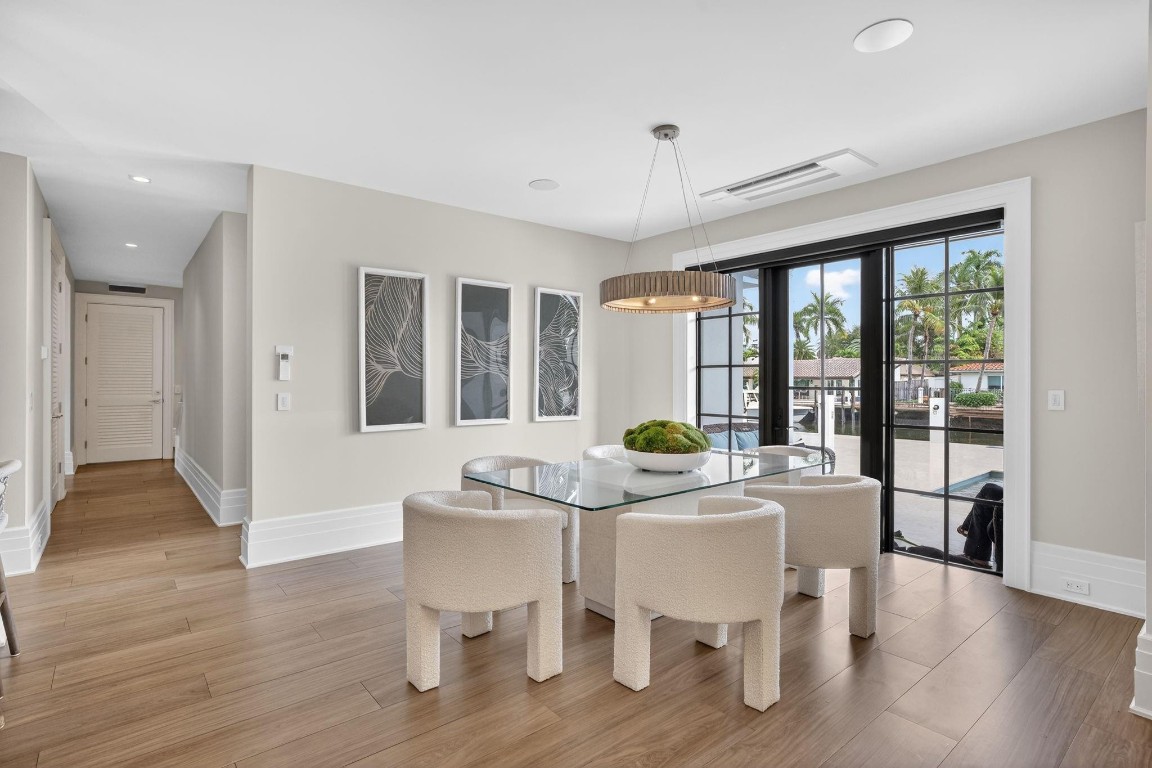 Venice 6-4 B - Residential