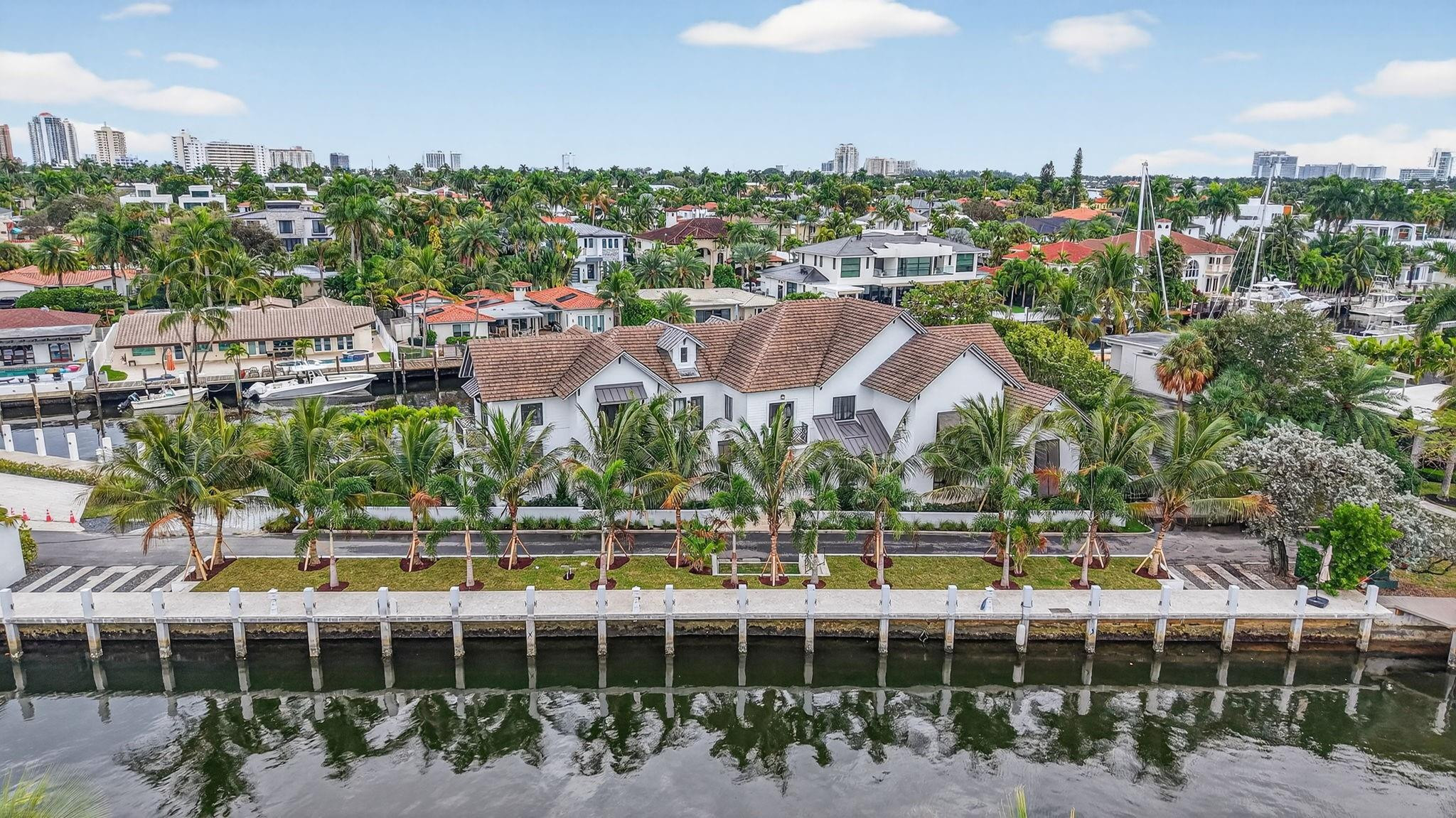 Venice 6-4 B - Residential