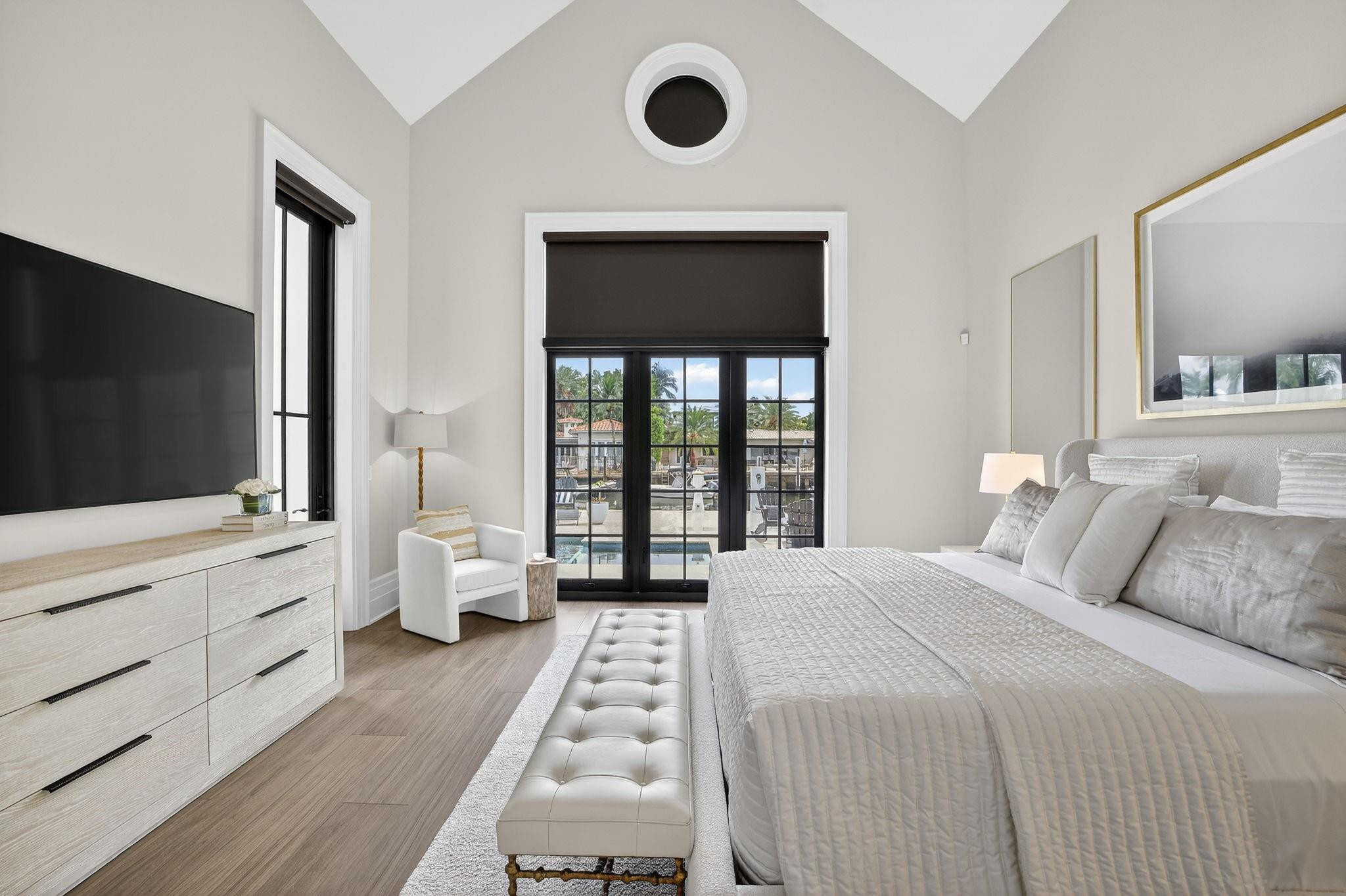 Venice 6-4 B - Residential