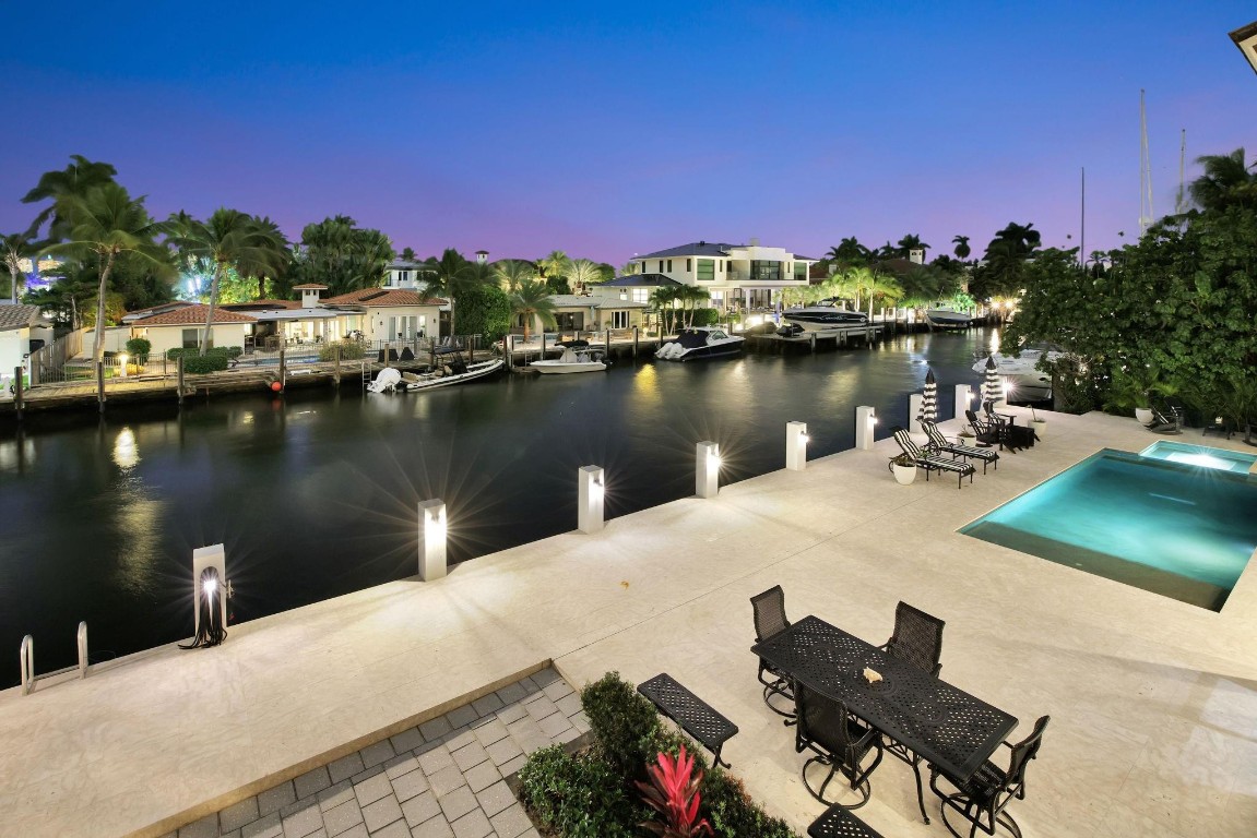 Venice 6-4 B - Residential