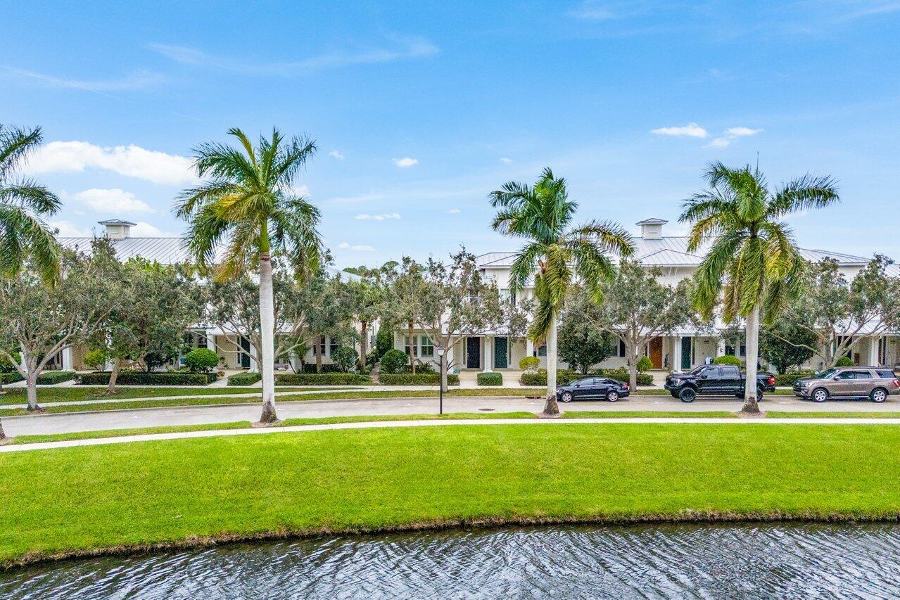 1463 N Jeaga Drive
