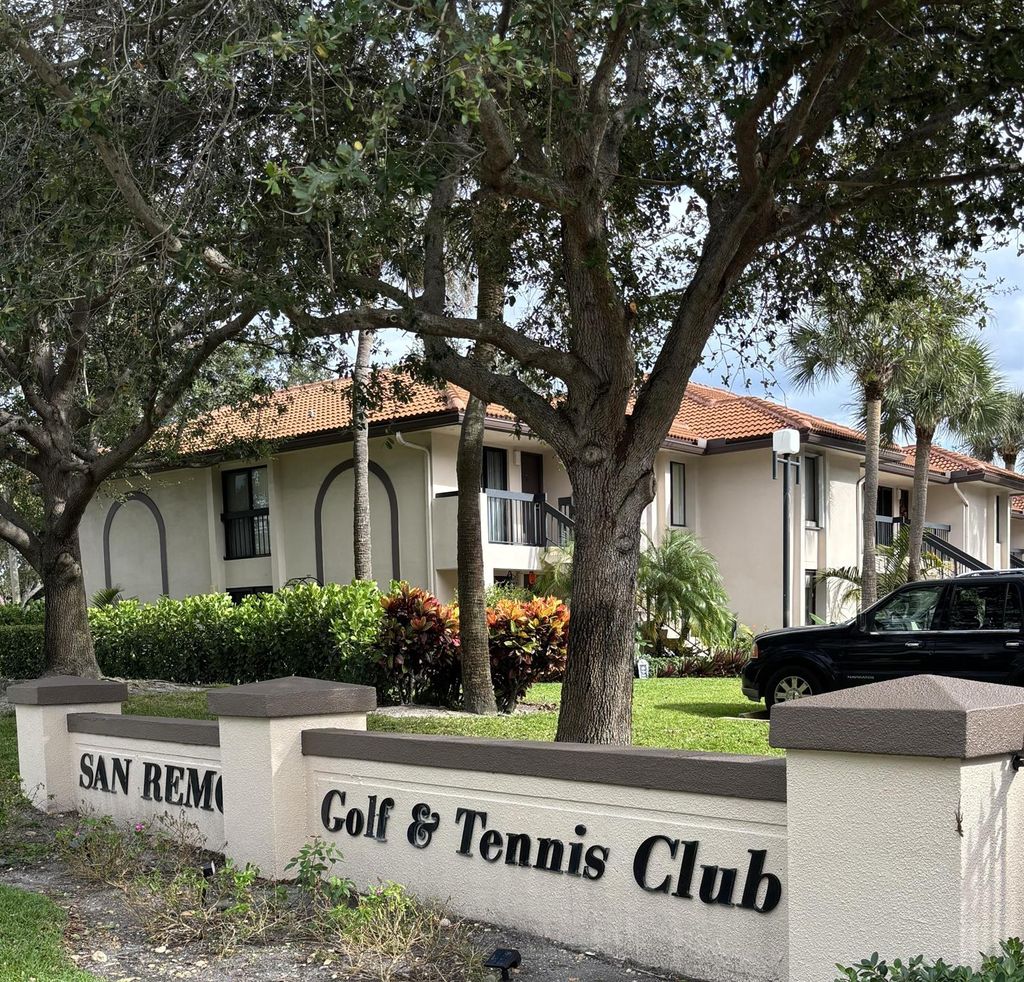 Photo of 350 Club Circle #206, Boca Raton, FL 33487 (MLS # R11137659)