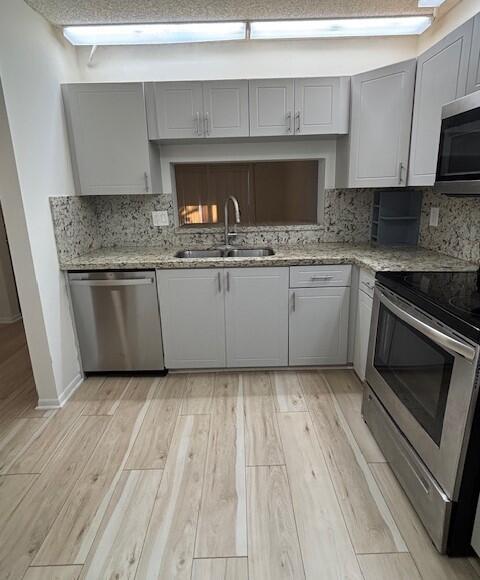 SAN REMO GOLF & TENNIS CL - Residential Lease