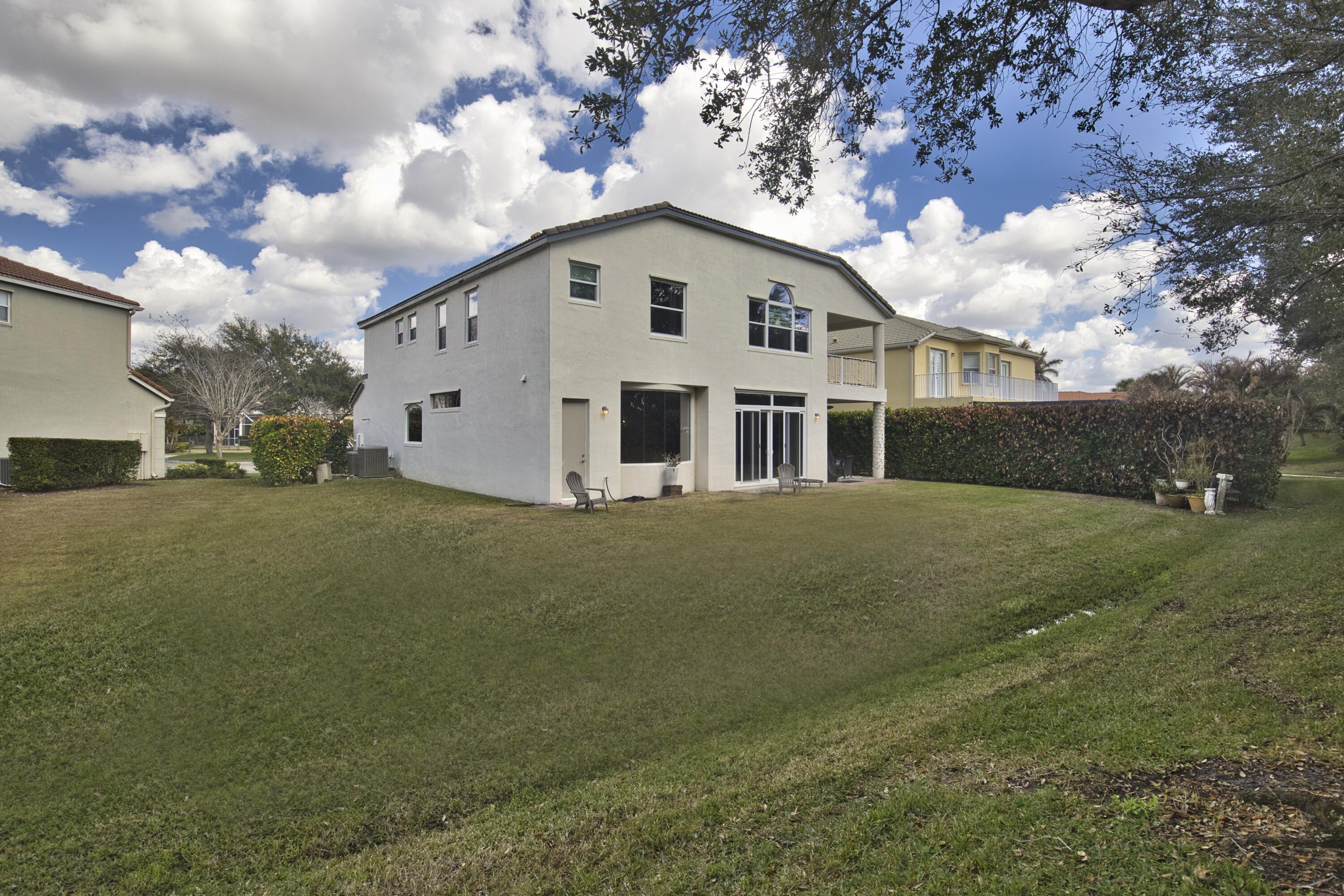 TRADITION PLAT NO 19 - Residential Lease