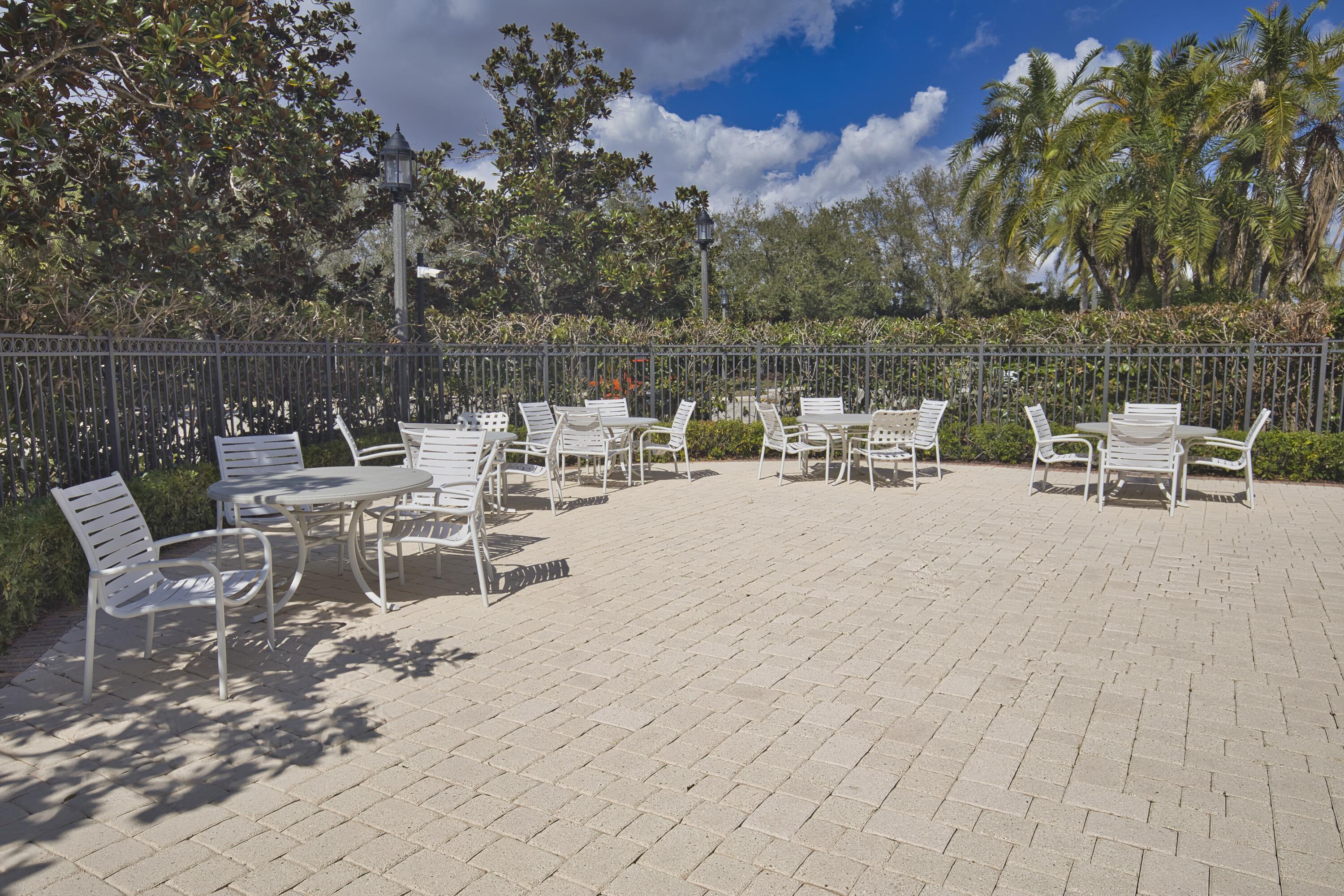 TRADITION PLAT NO 19 - Residential Lease