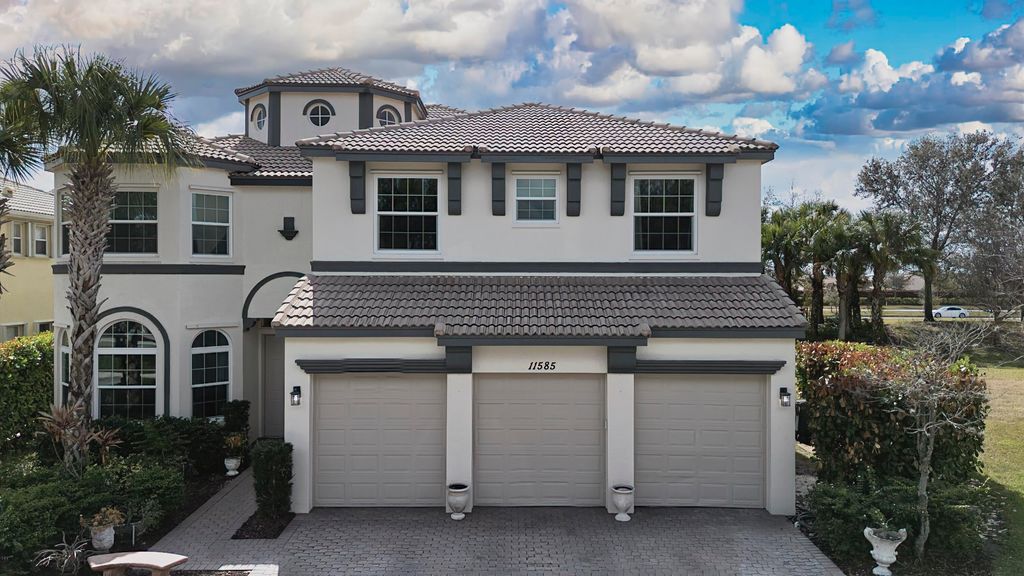 Photo of 11585 SW Fieldstone Way, Port Saint Lucie, FL 34987 (MLS # R11166480)