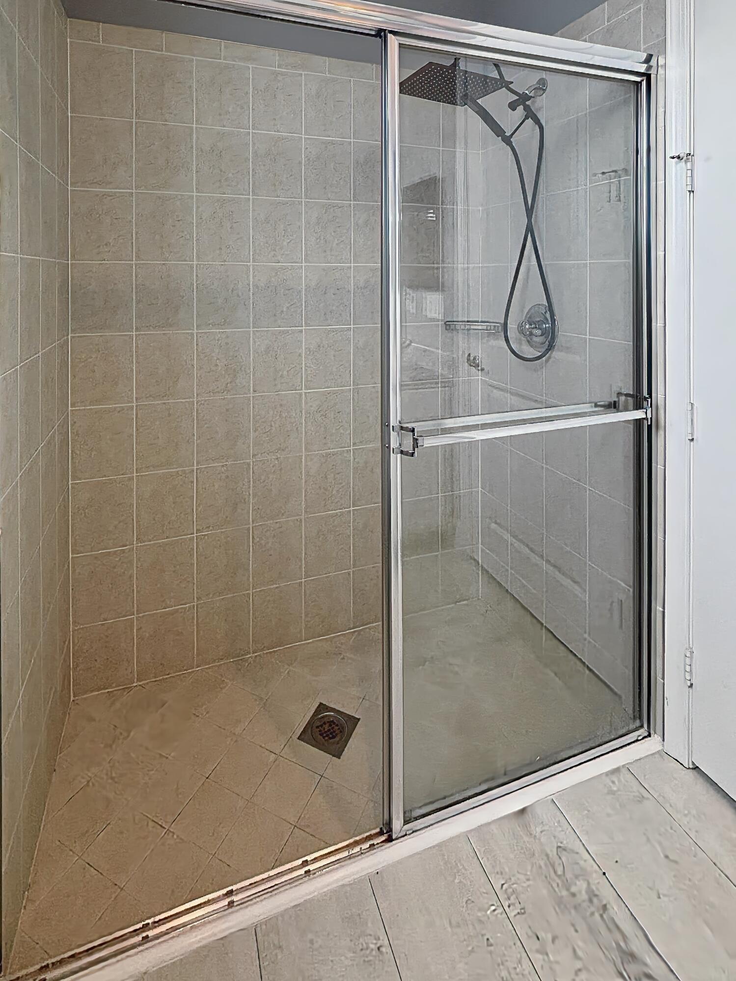 TRADITION PLAT NO 19 - Residential Lease