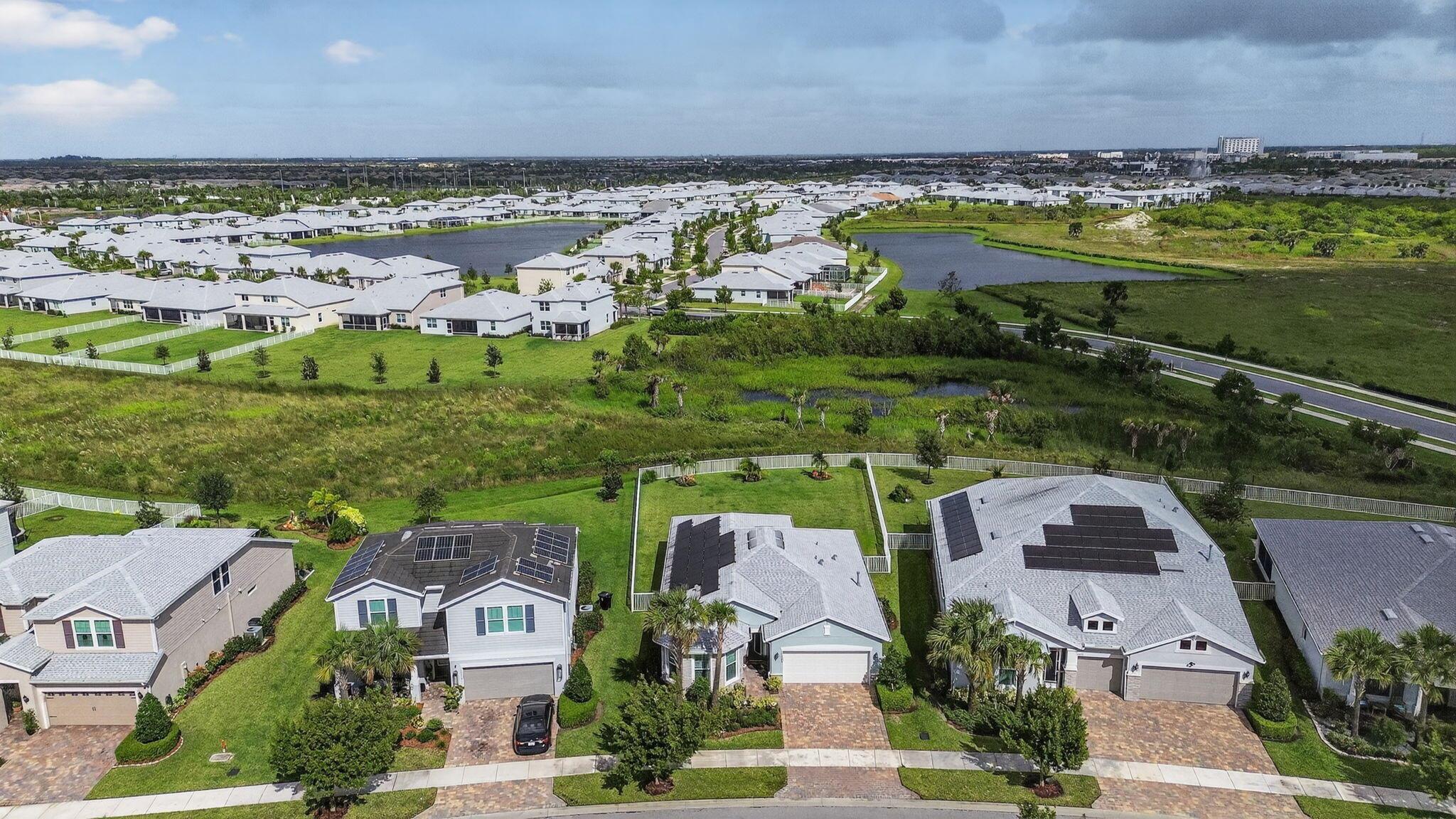 PULTE AT TRADITION PHASE - Residential