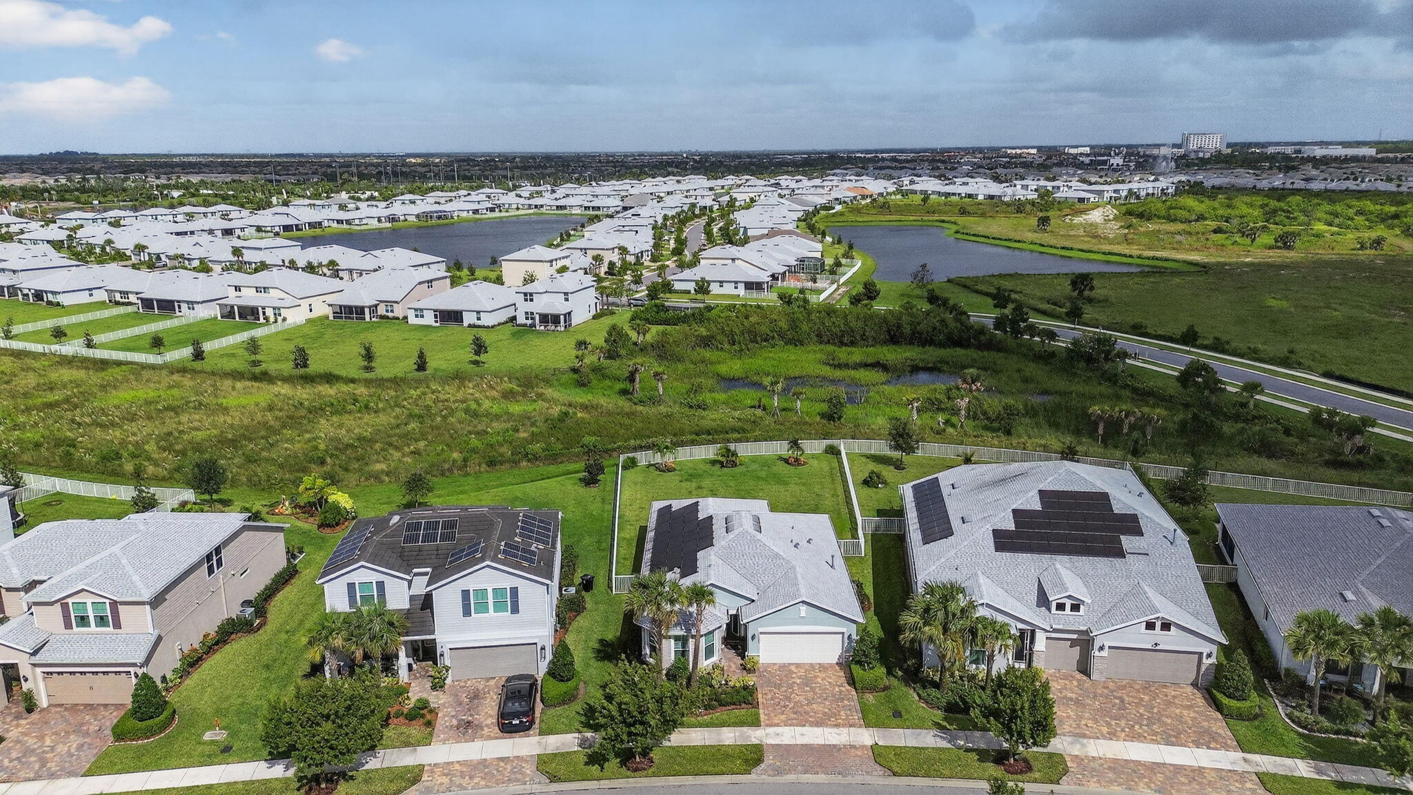 PULTE AT TRADITION PHASE 1 - Residential