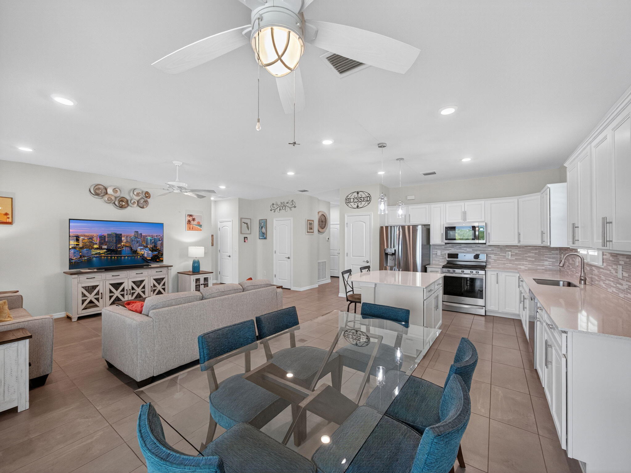 PULTE AT TRADITION PHASE 1 - Residential