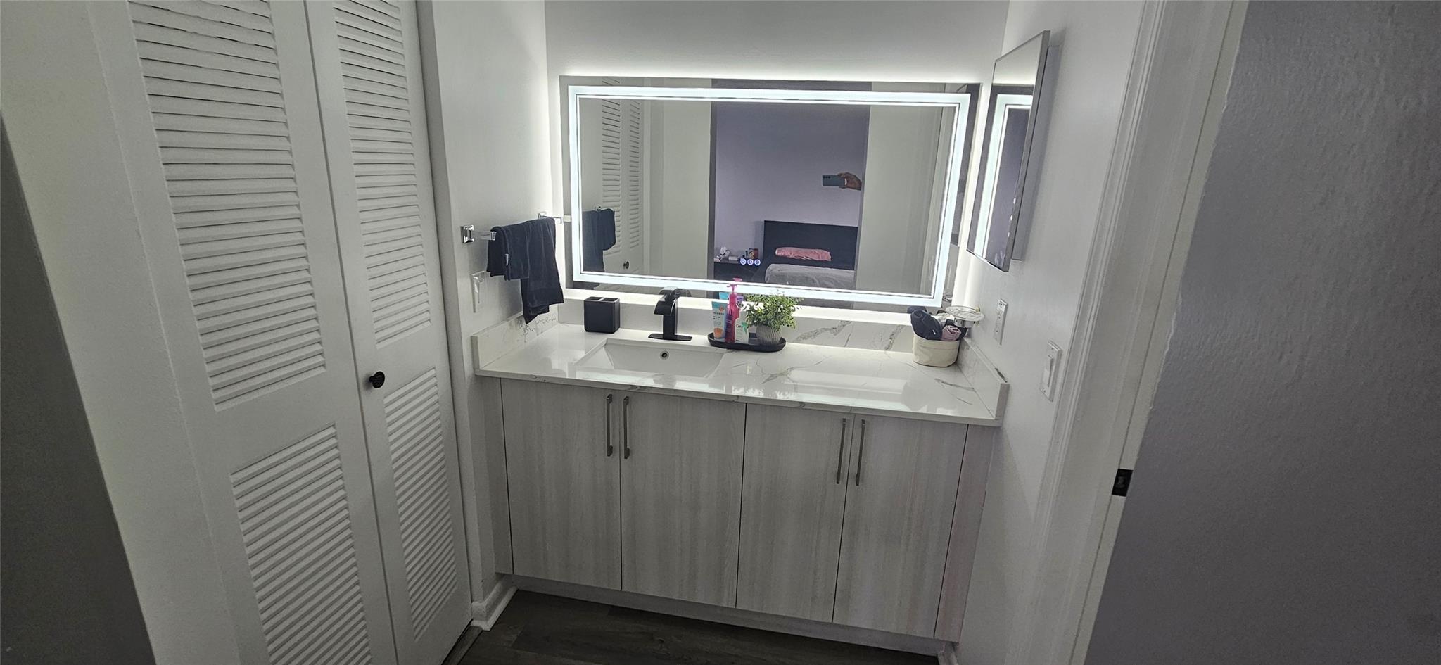 Coral Point North 126-32 - Residential Lease