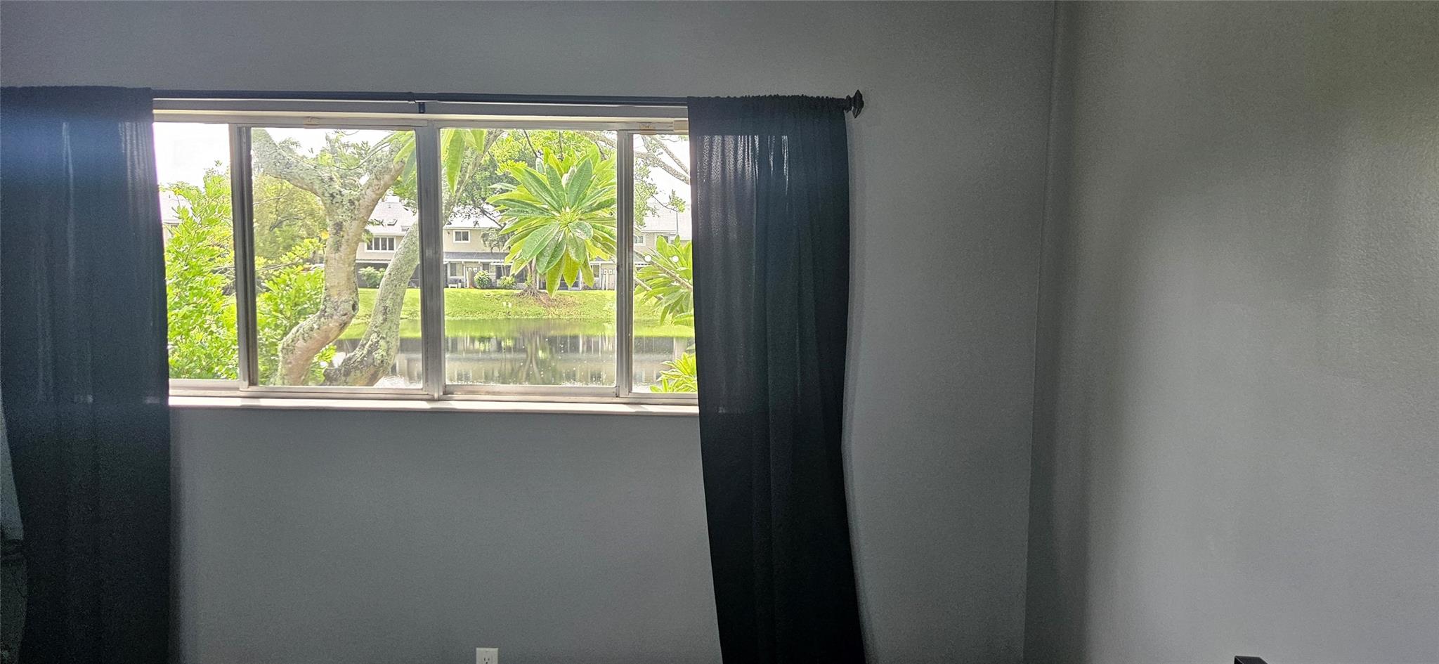 Coral Point North 126-32 - Residential Lease