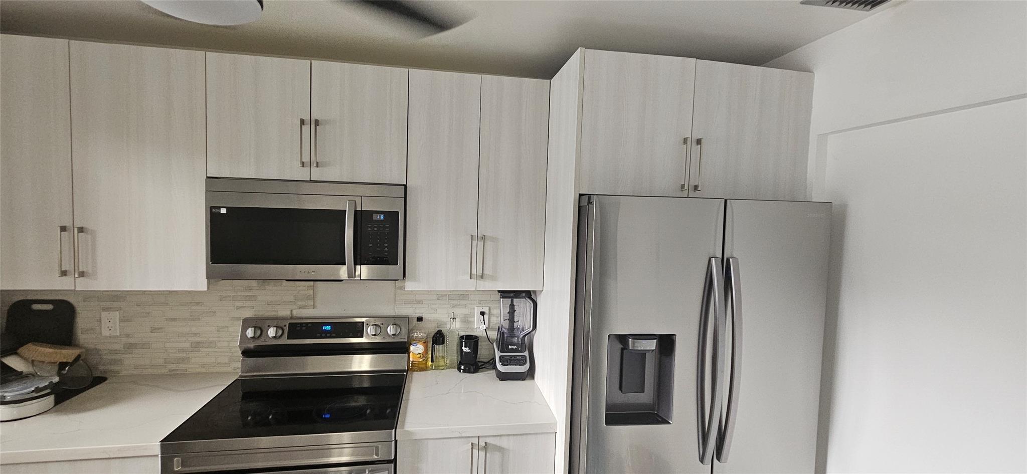 Coral Point North 126-32 - Residential Lease