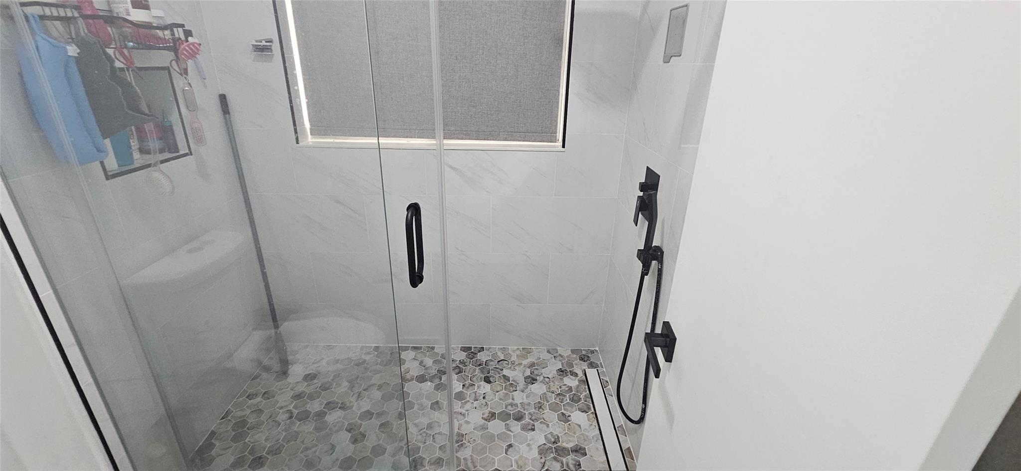 Coral Point North 126-32 - Residential Lease