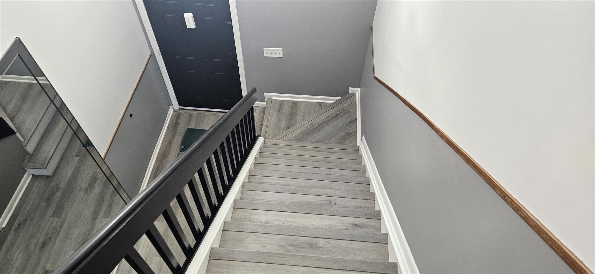 Coral Point North 126-32 - Residential Lease