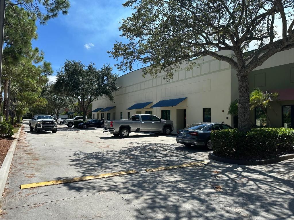 Photo of 2875 Jupiter Park Drive #1400, Jupiter, FL 33458 (MLS # R11118054)