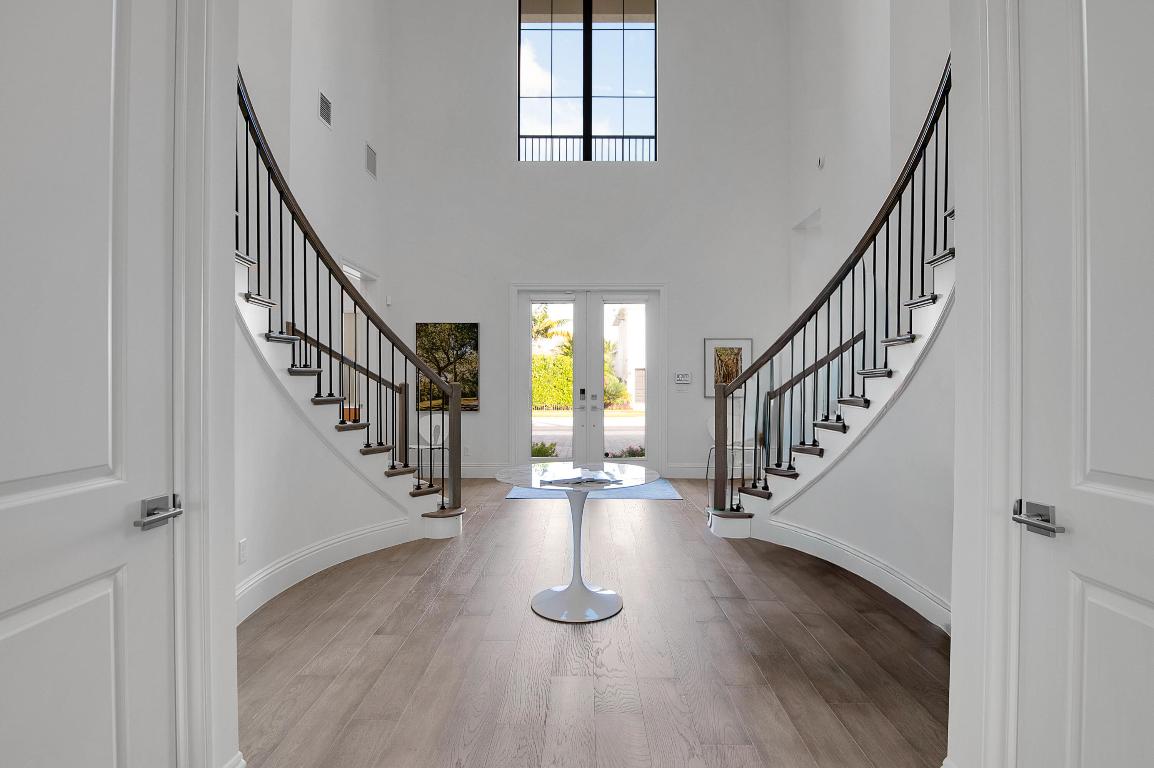 ROYAL PALM POLO - Residential