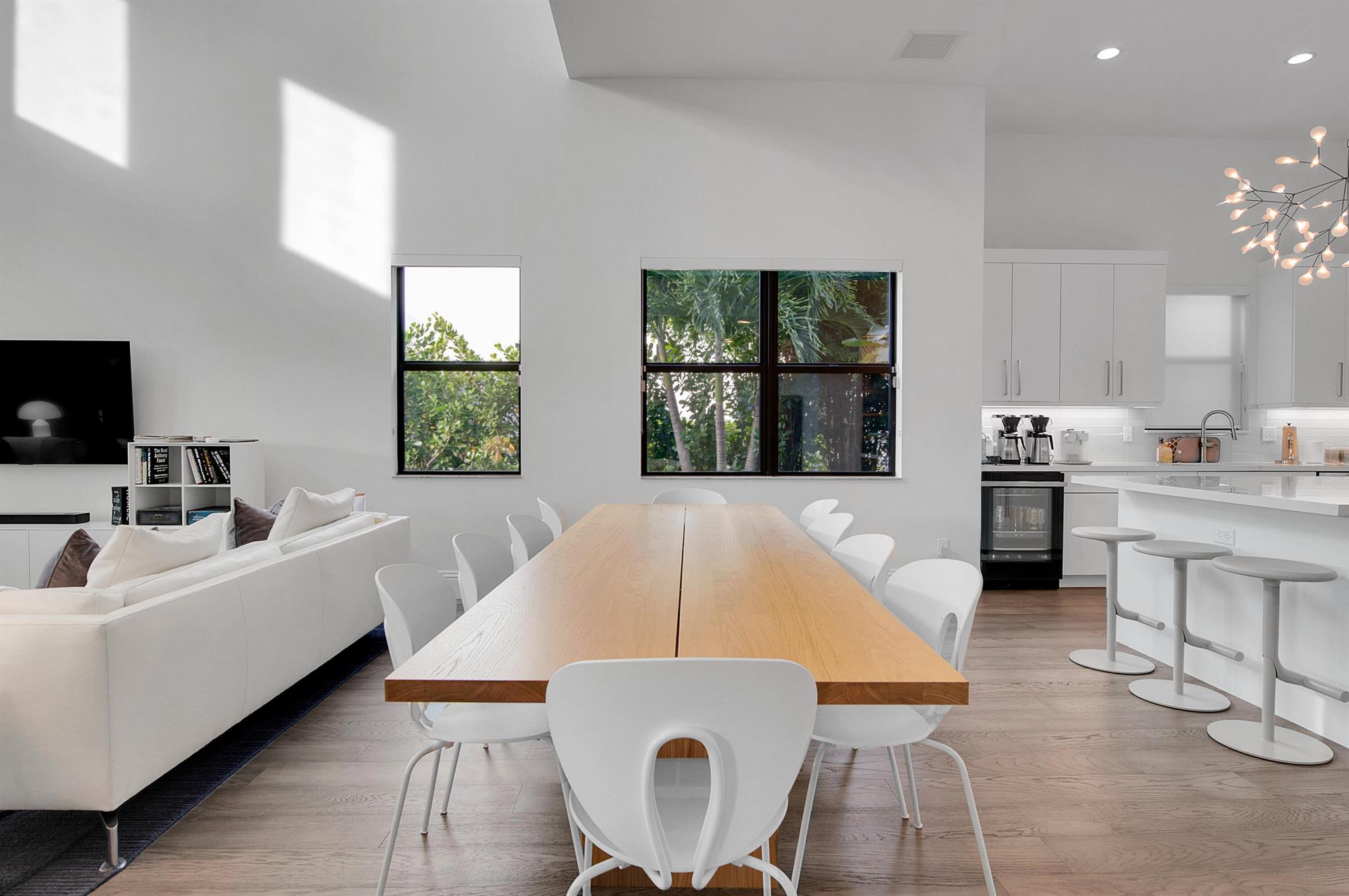 ROYAL PALM POLO PLAT - Residential