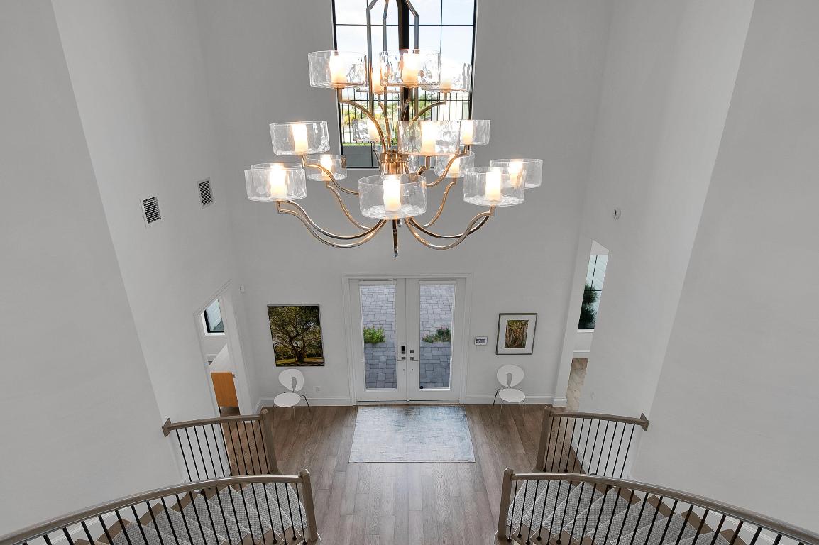 ROYAL PALM POLO - Residential