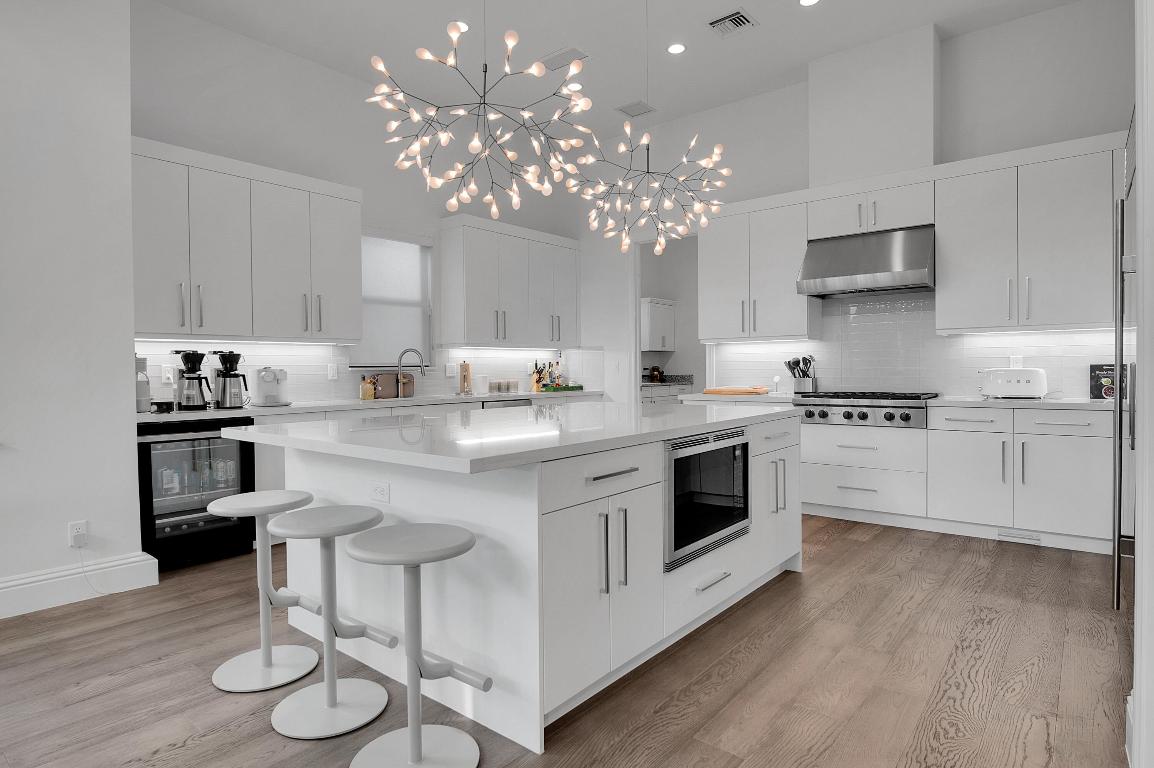 ROYAL PALM POLO - Residential