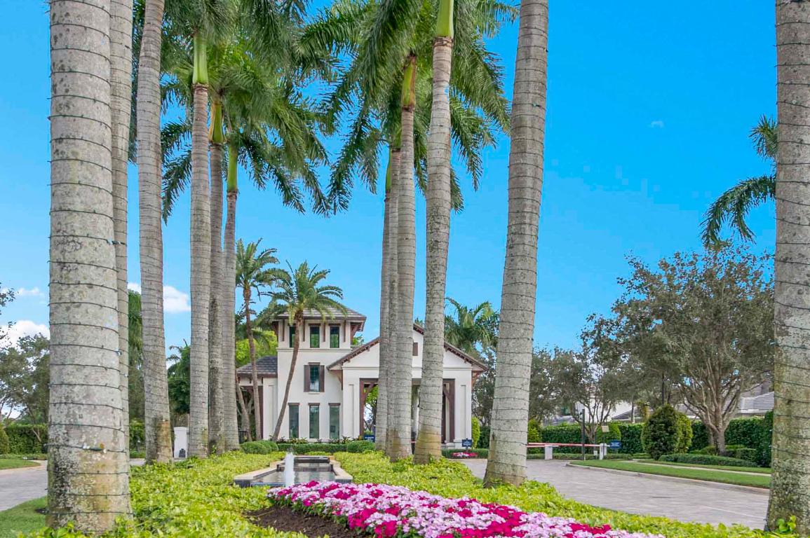 ROYAL PALM POLO - Residential