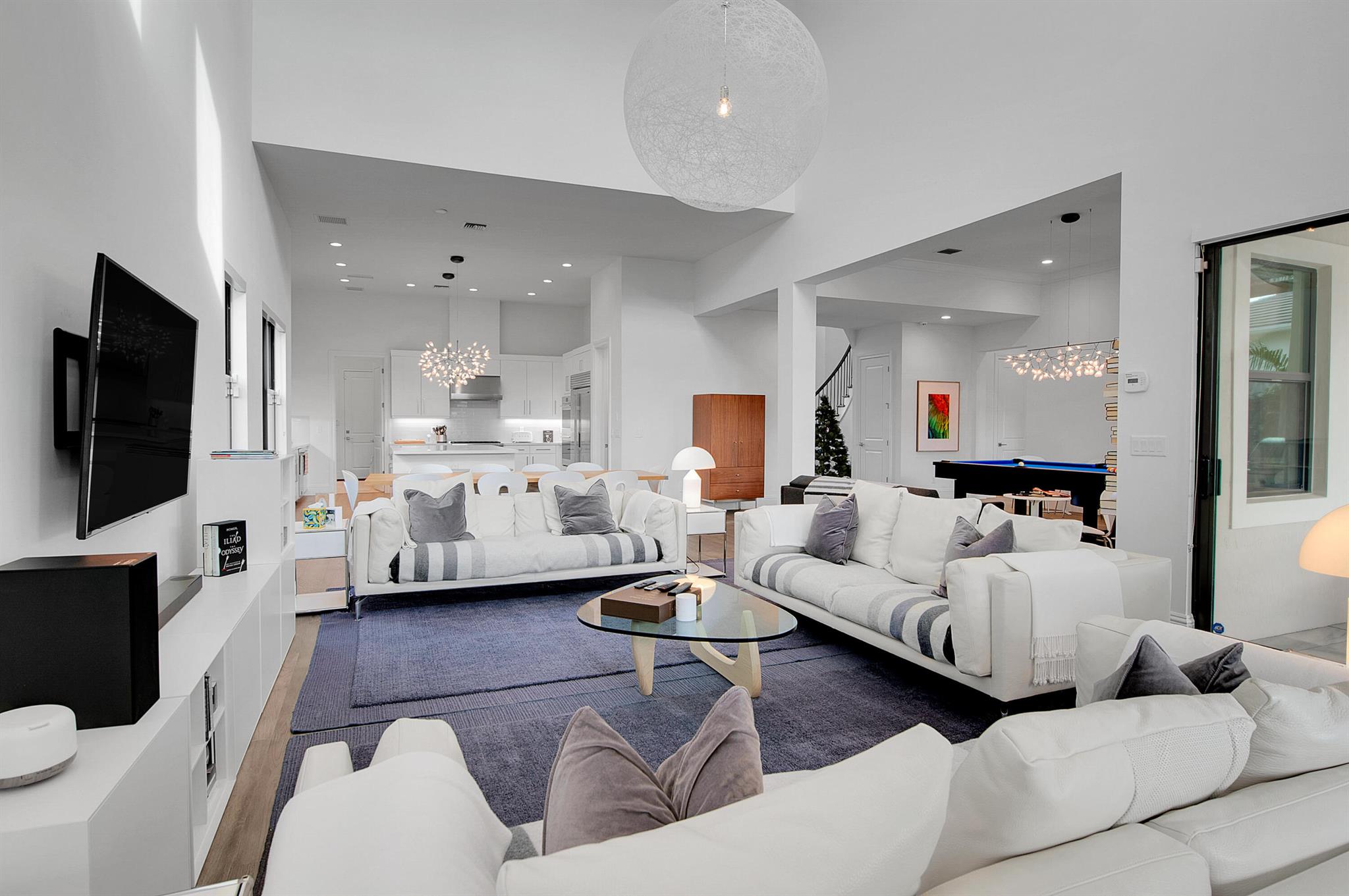 ROYAL PALM POLO PLAT - Residential