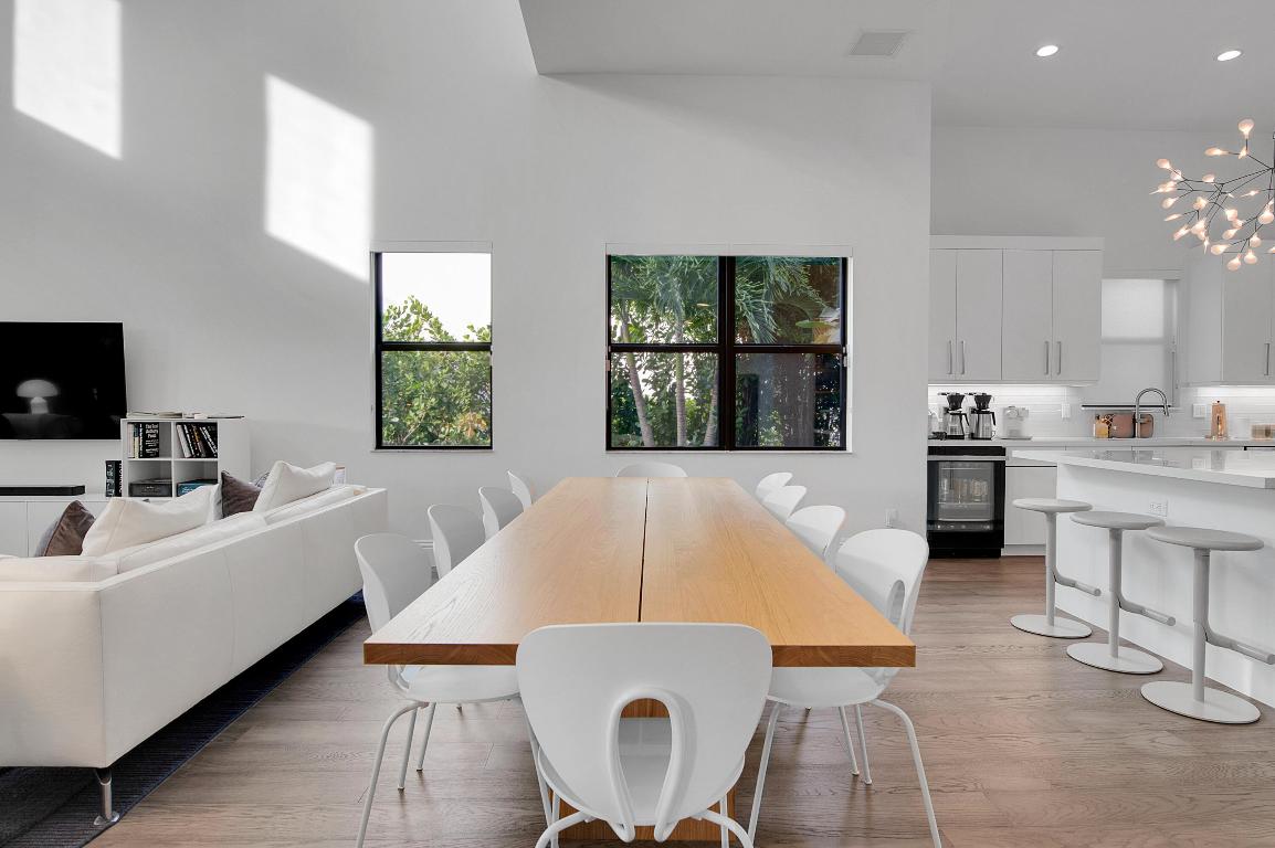 ROYAL PALM POLO - Residential