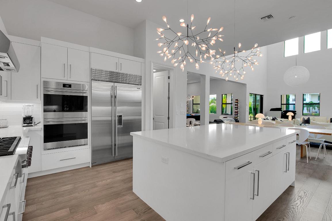 ROYAL PALM POLO - Residential