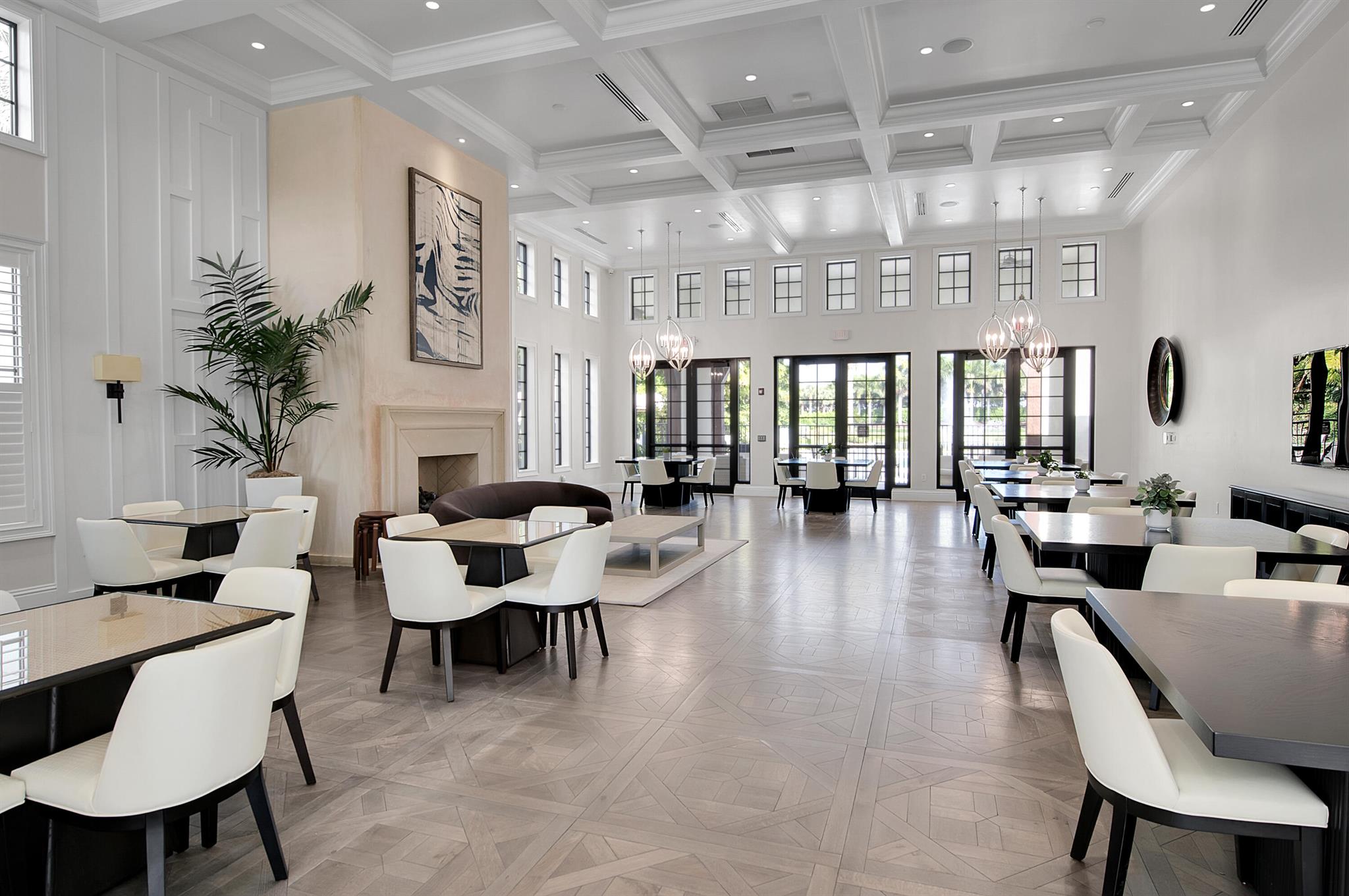 ROYAL PALM POLO PLAT - Residential