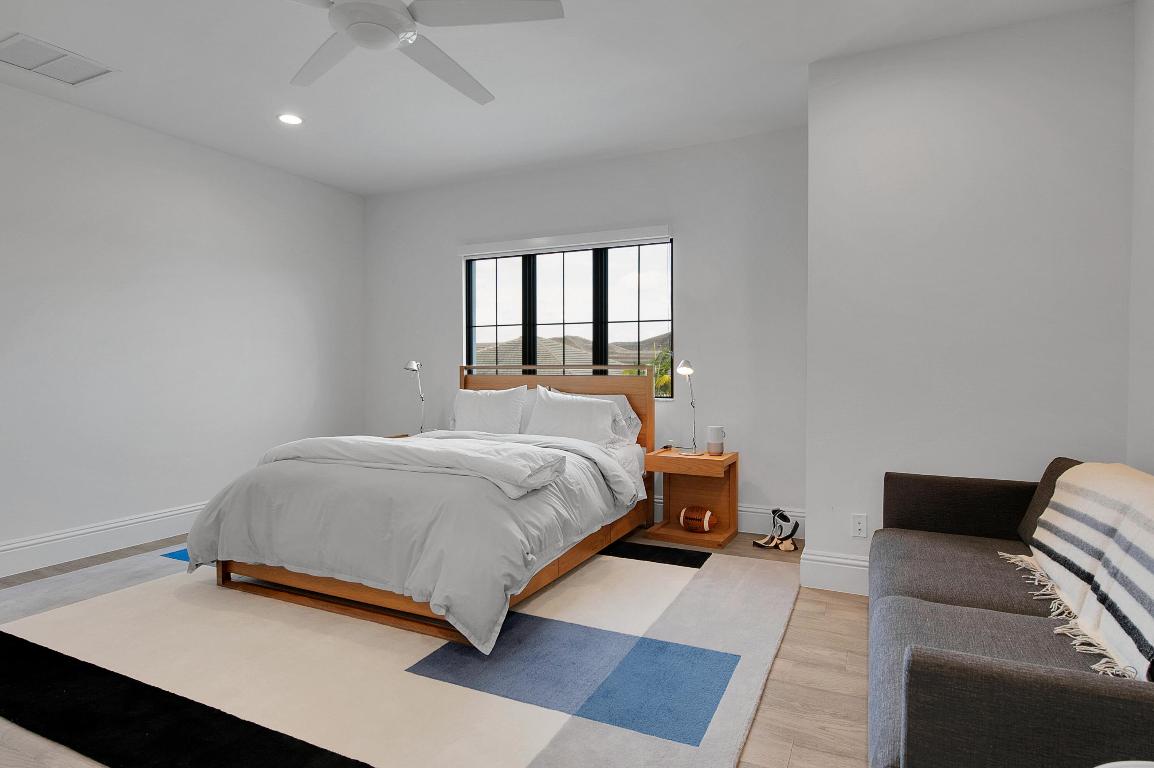 ROYAL PALM POLO - Residential