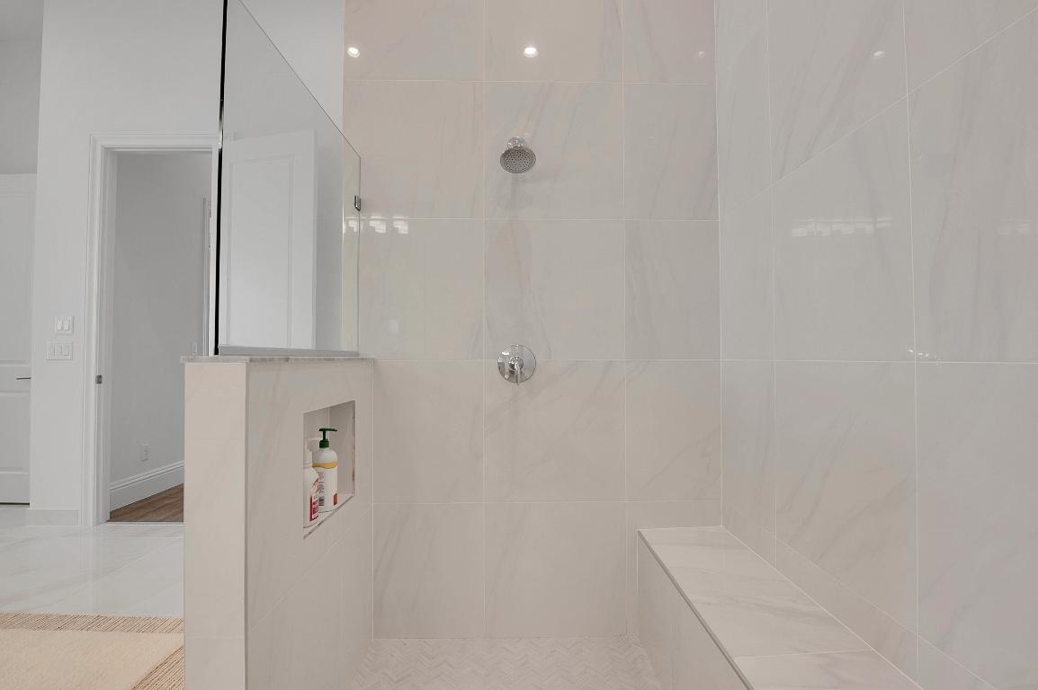 ROYAL PALM POLO - Residential