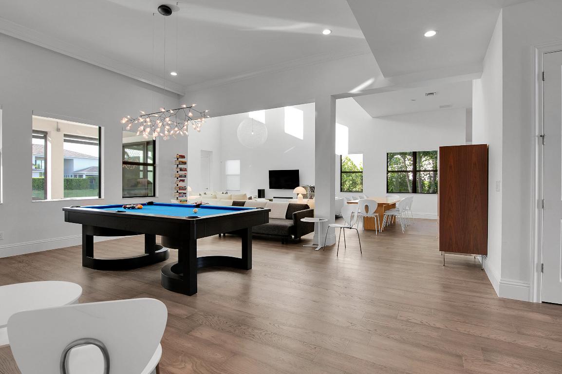 ROYAL PALM POLO - Residential