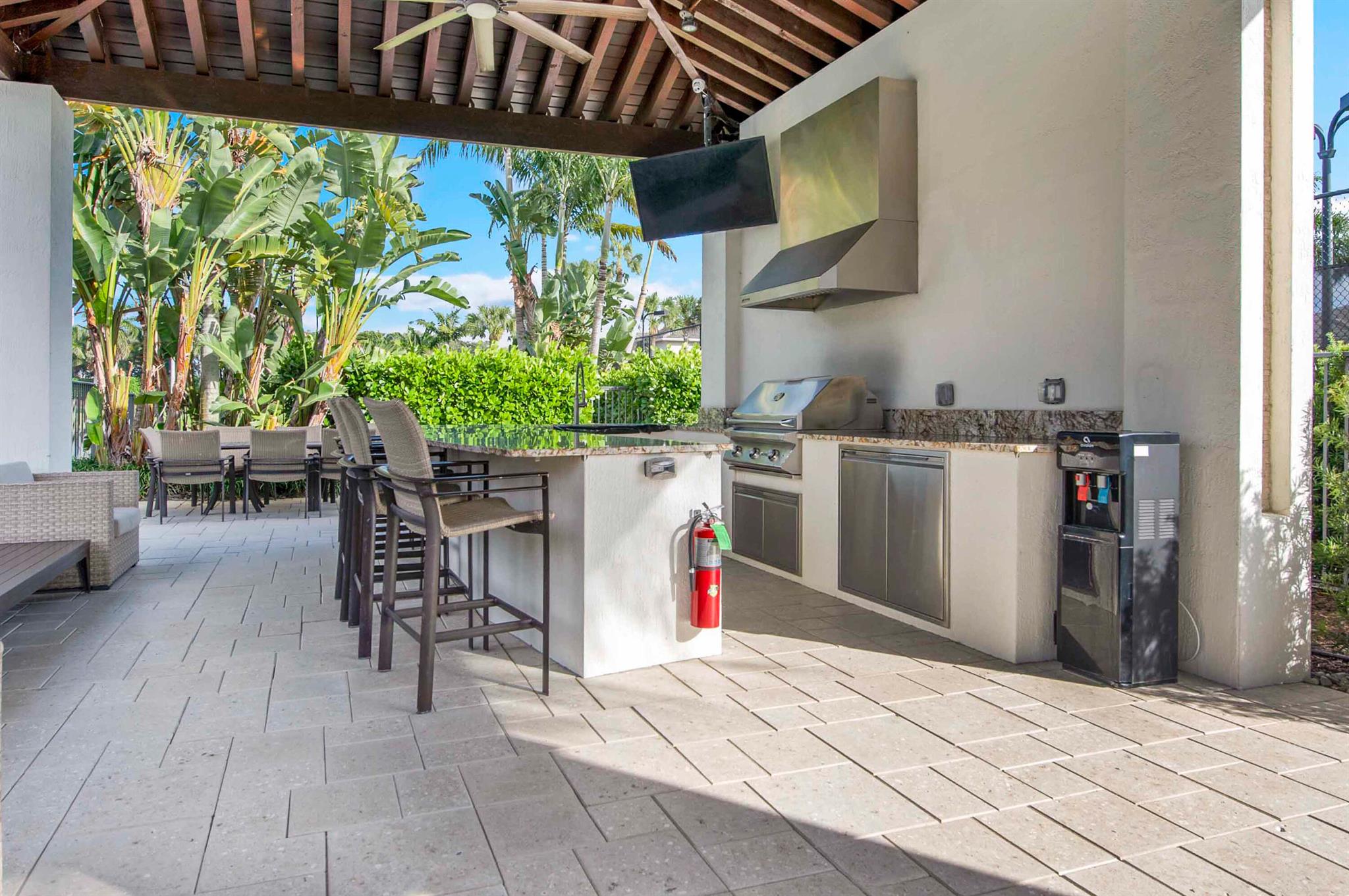 ROYAL PALM POLO PLAT - Residential