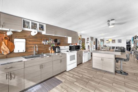 5520 NW 203rd Miami Gardens FL 33055