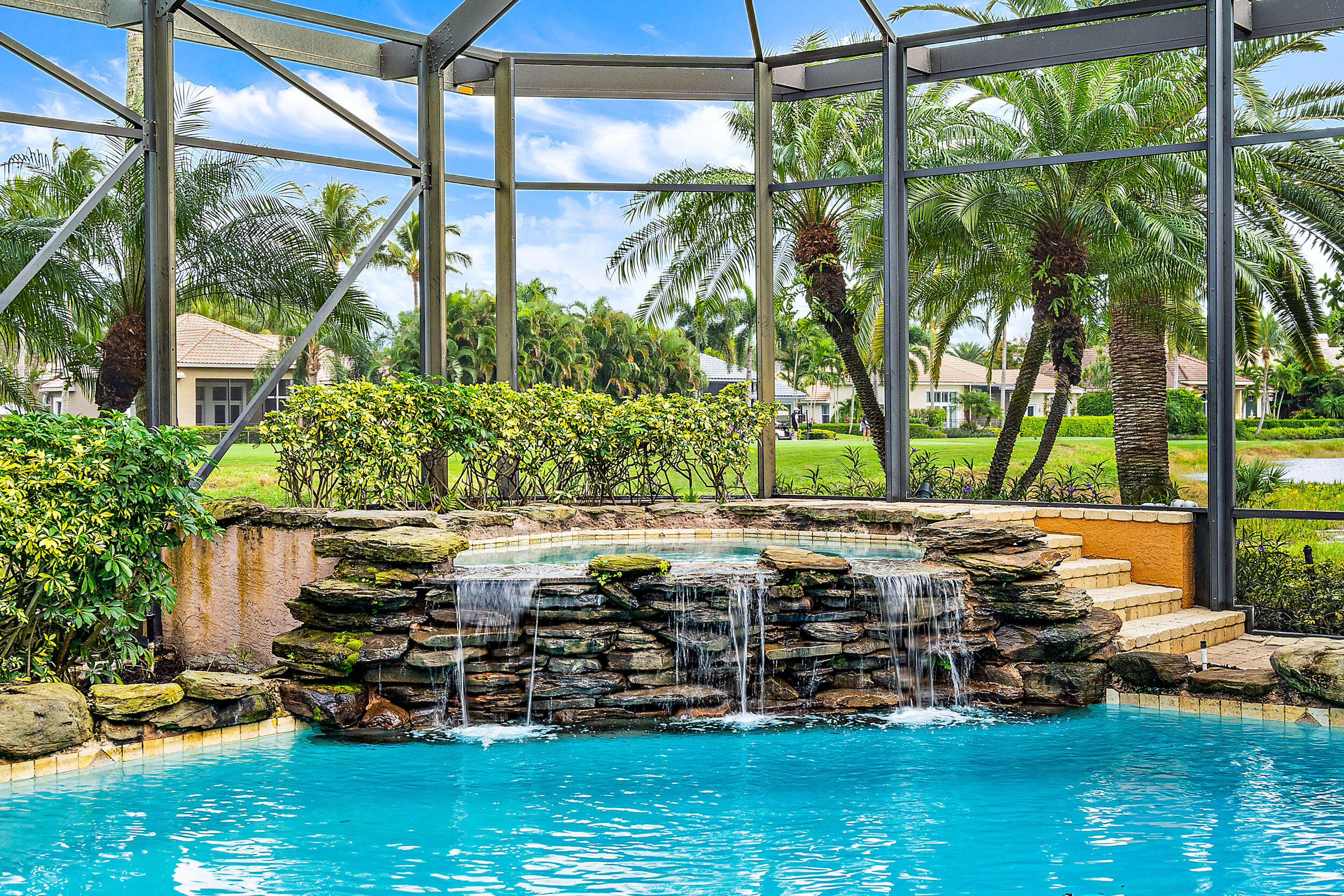 IBIS GOLF AND COUNTRY CLU - Residential